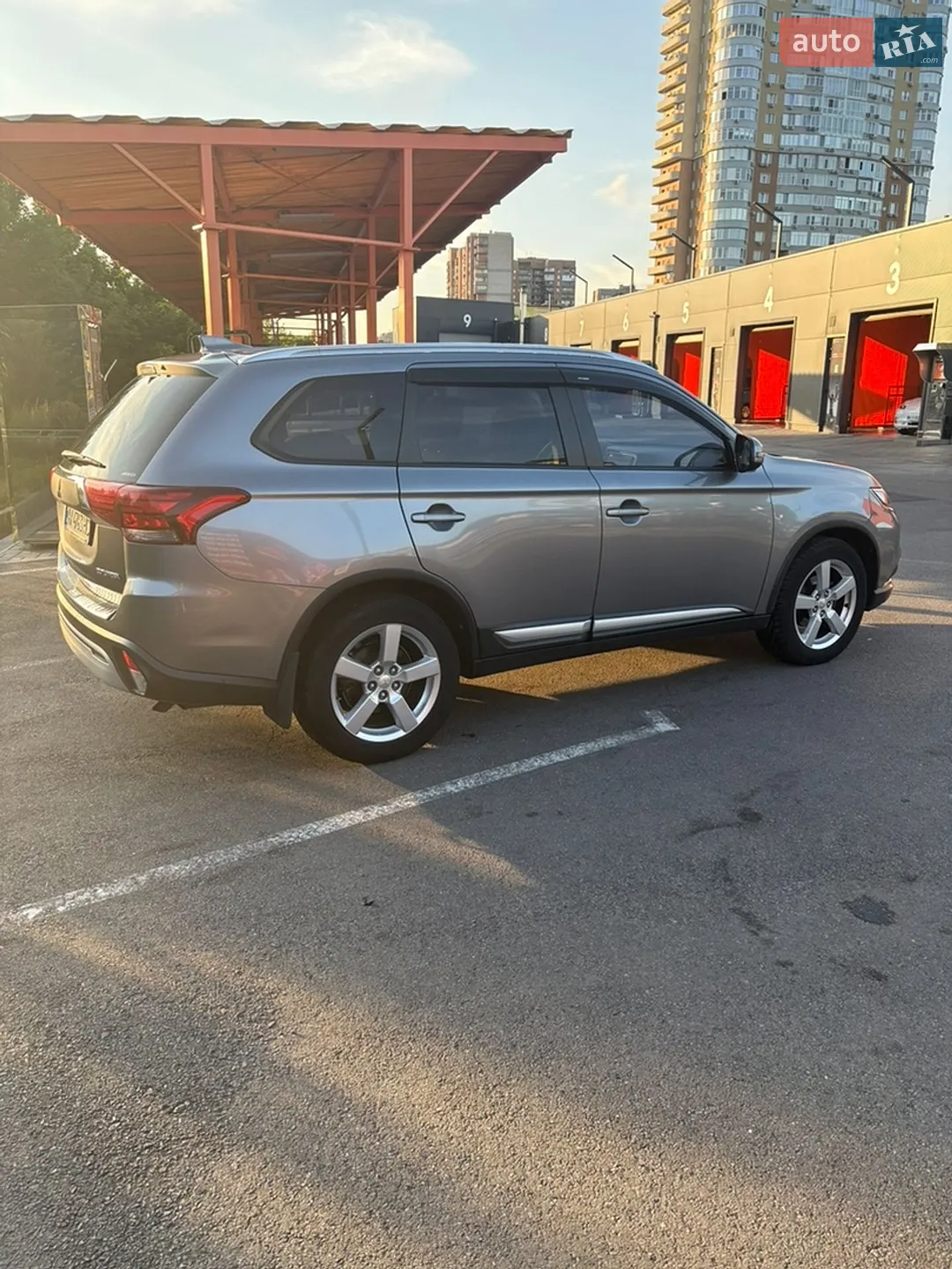 2018 Mitsubishi Outlander - мініатюра 3