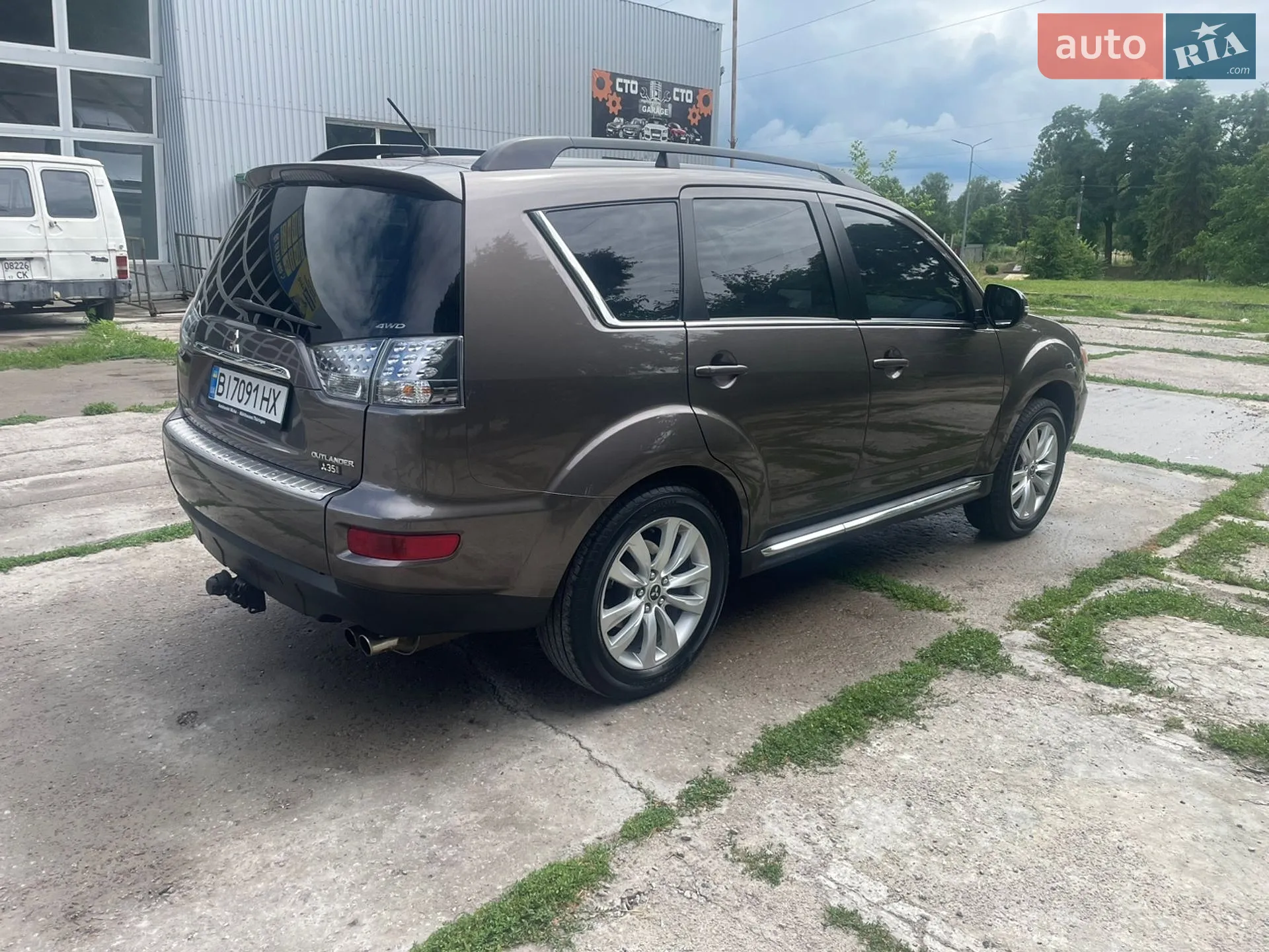 2012 Mitsubishi Outlander - мініатюра 12