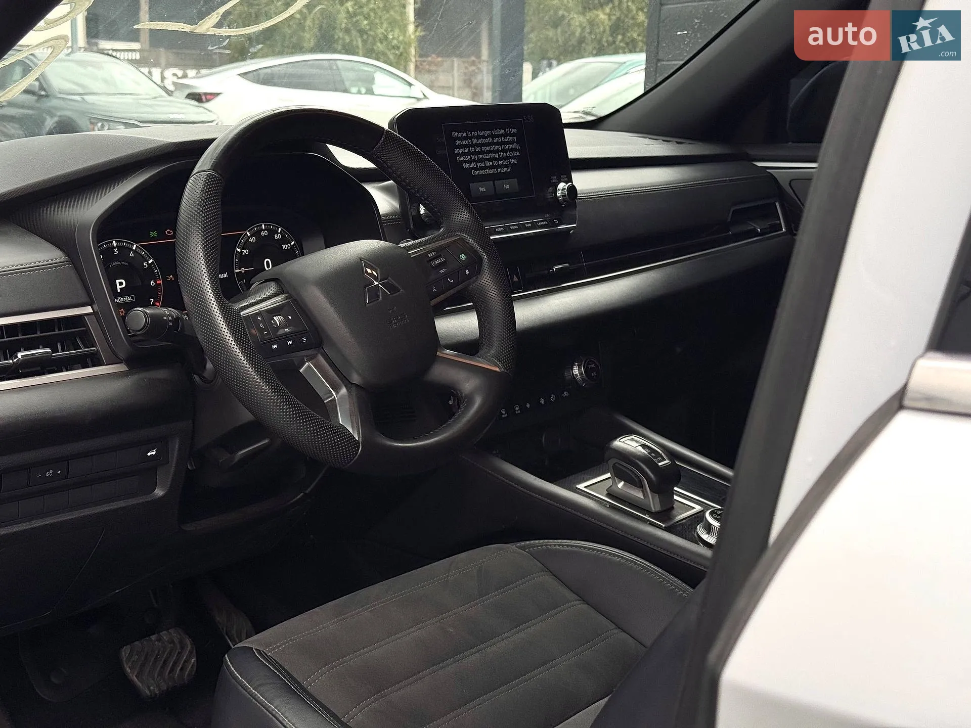 2022 Mitsubishi Outlander - мініатюра 10