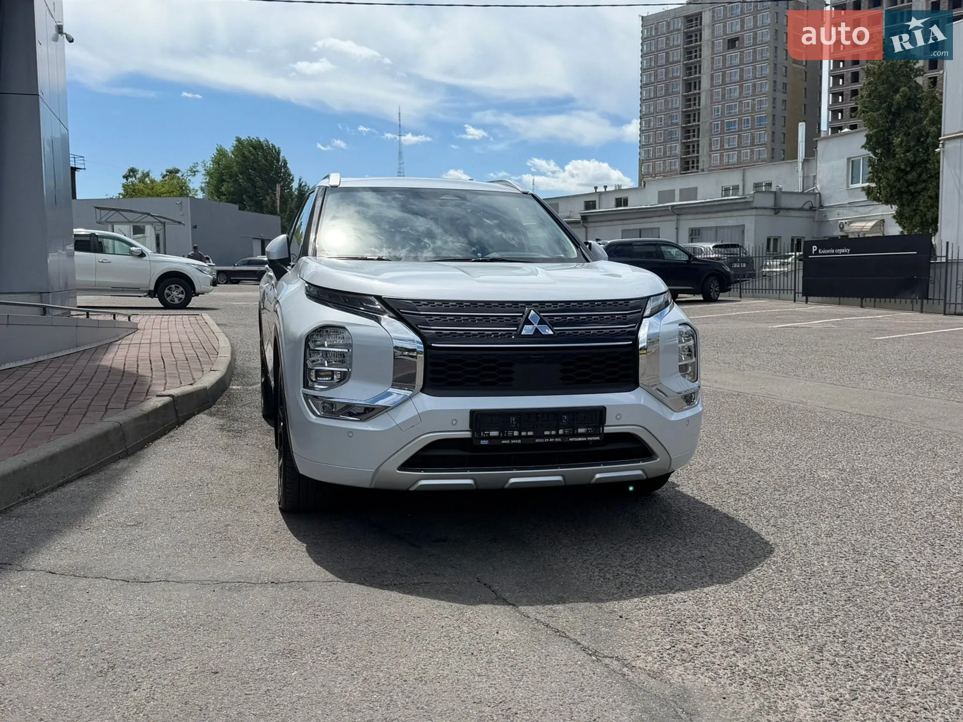 2024 Mitsubishi Outlander - мініатюра 4