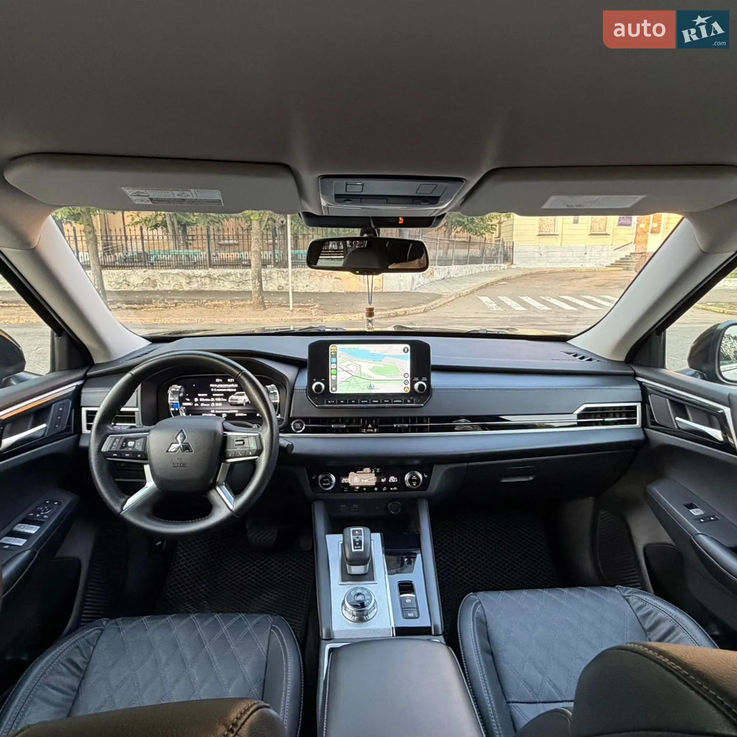 2021 Mitsubishi Outlander - мініатюра 20