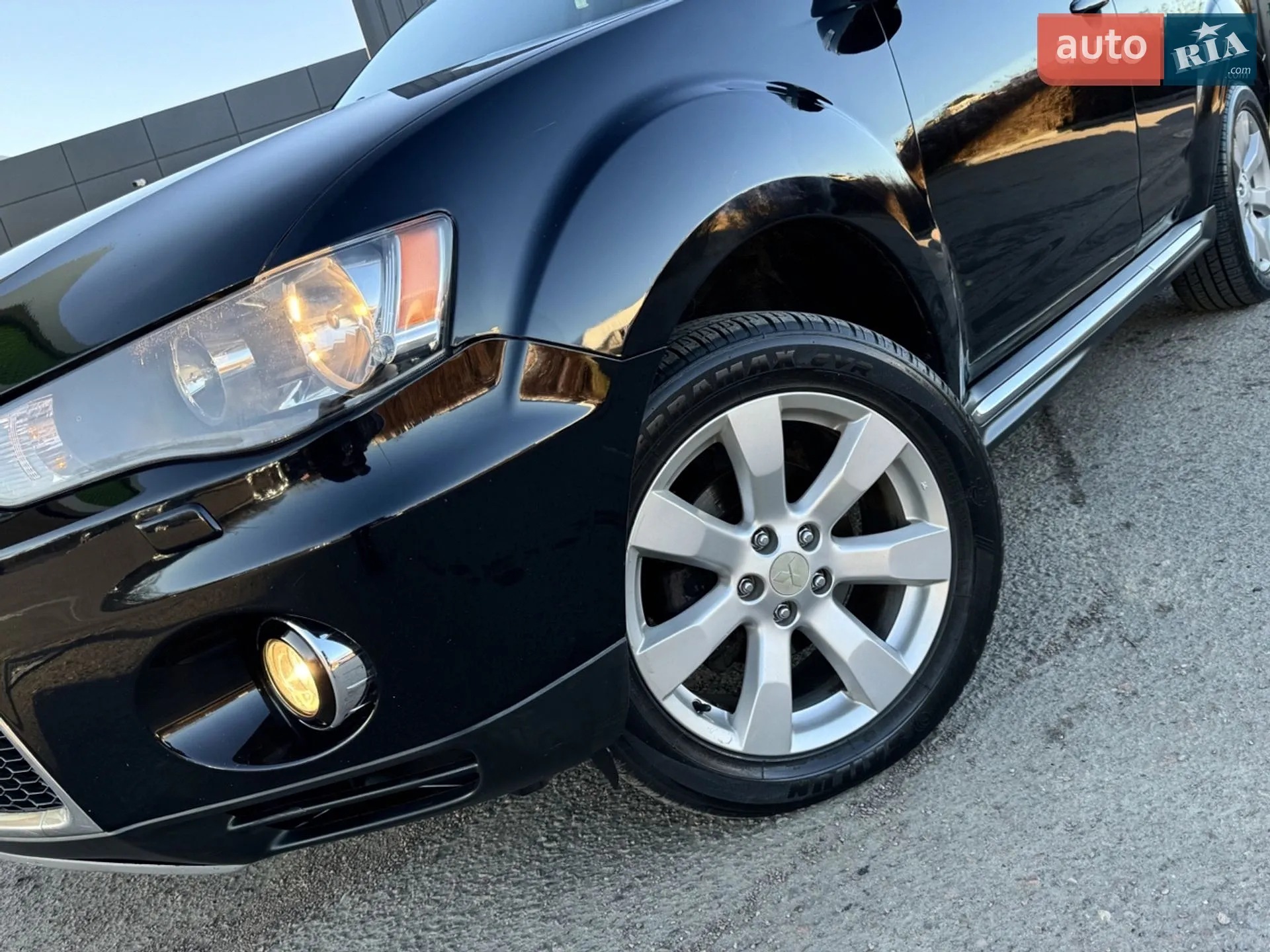 2010 Mitsubishi Outlander - мініатюра 2