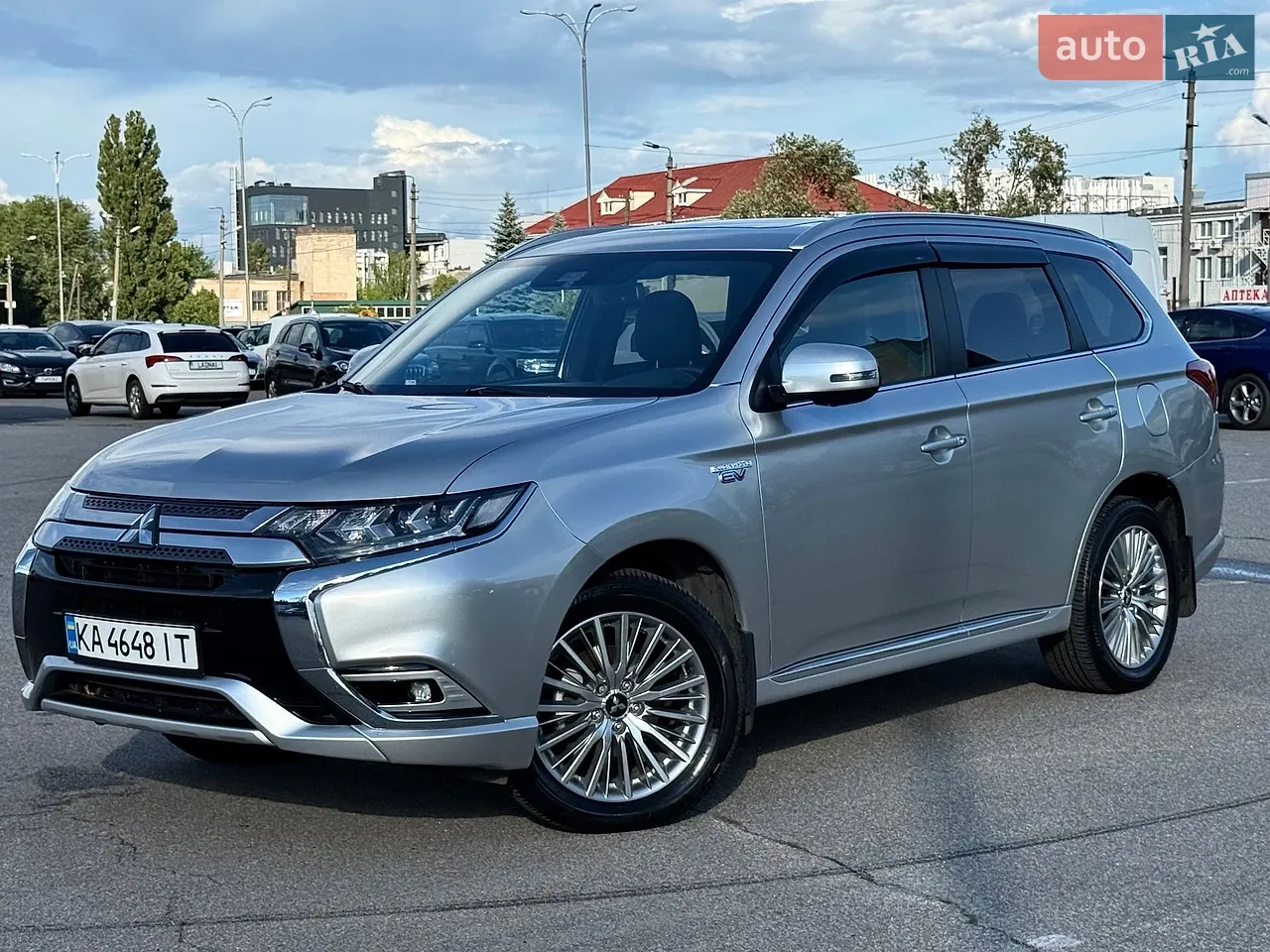 2019 Mitsubishi Outlander - мініатюра 13