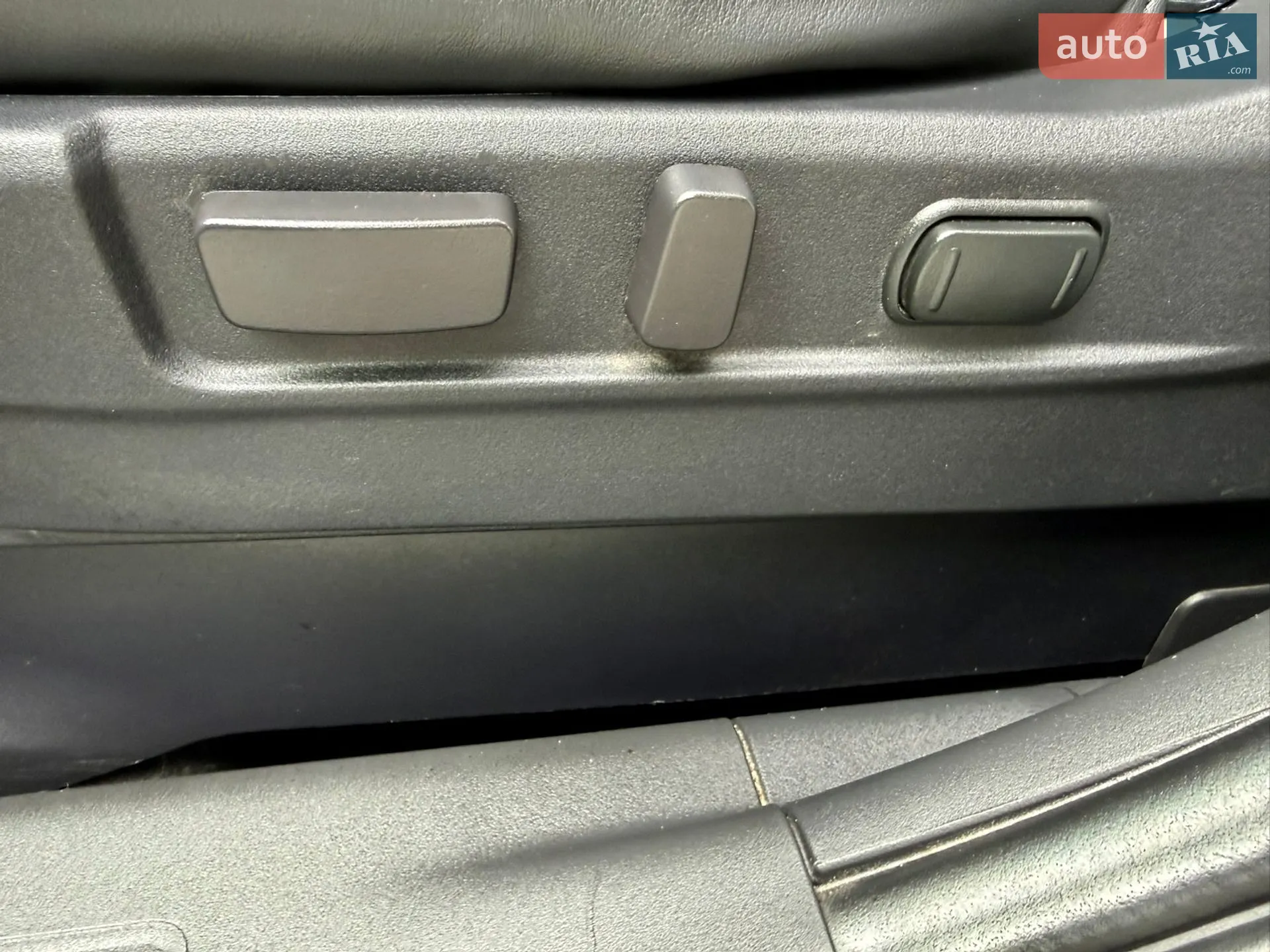 2021 Mitsubishi Outlander - мініатюра 37