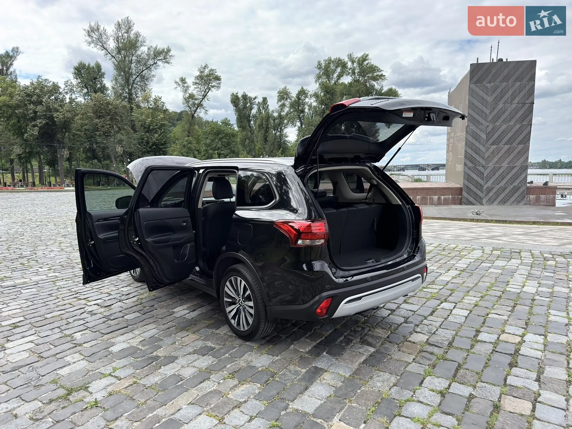 2021 Mitsubishi Outlander - мініатюра 97