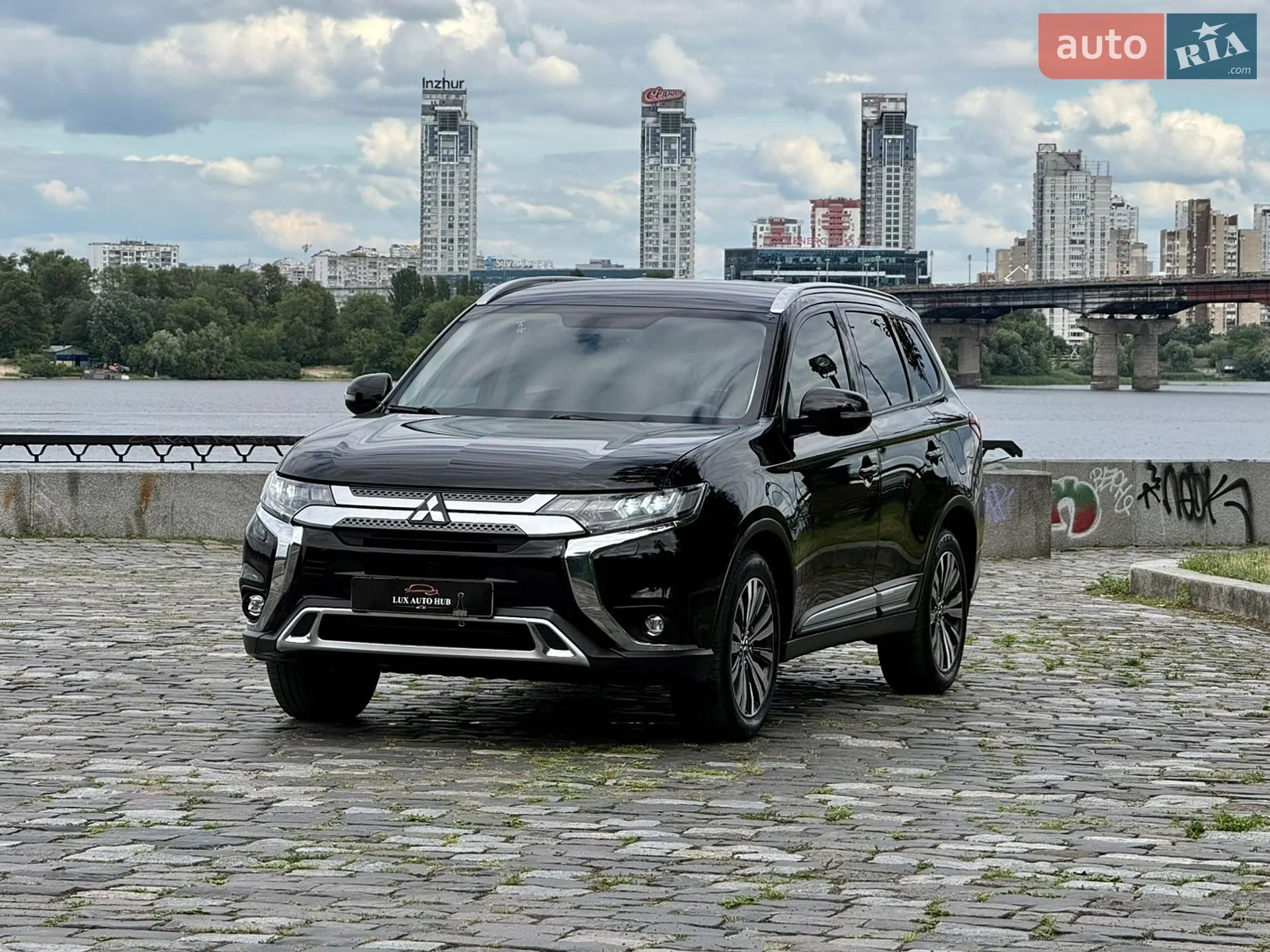2021 Mitsubishi Outlander - мініатюра 165