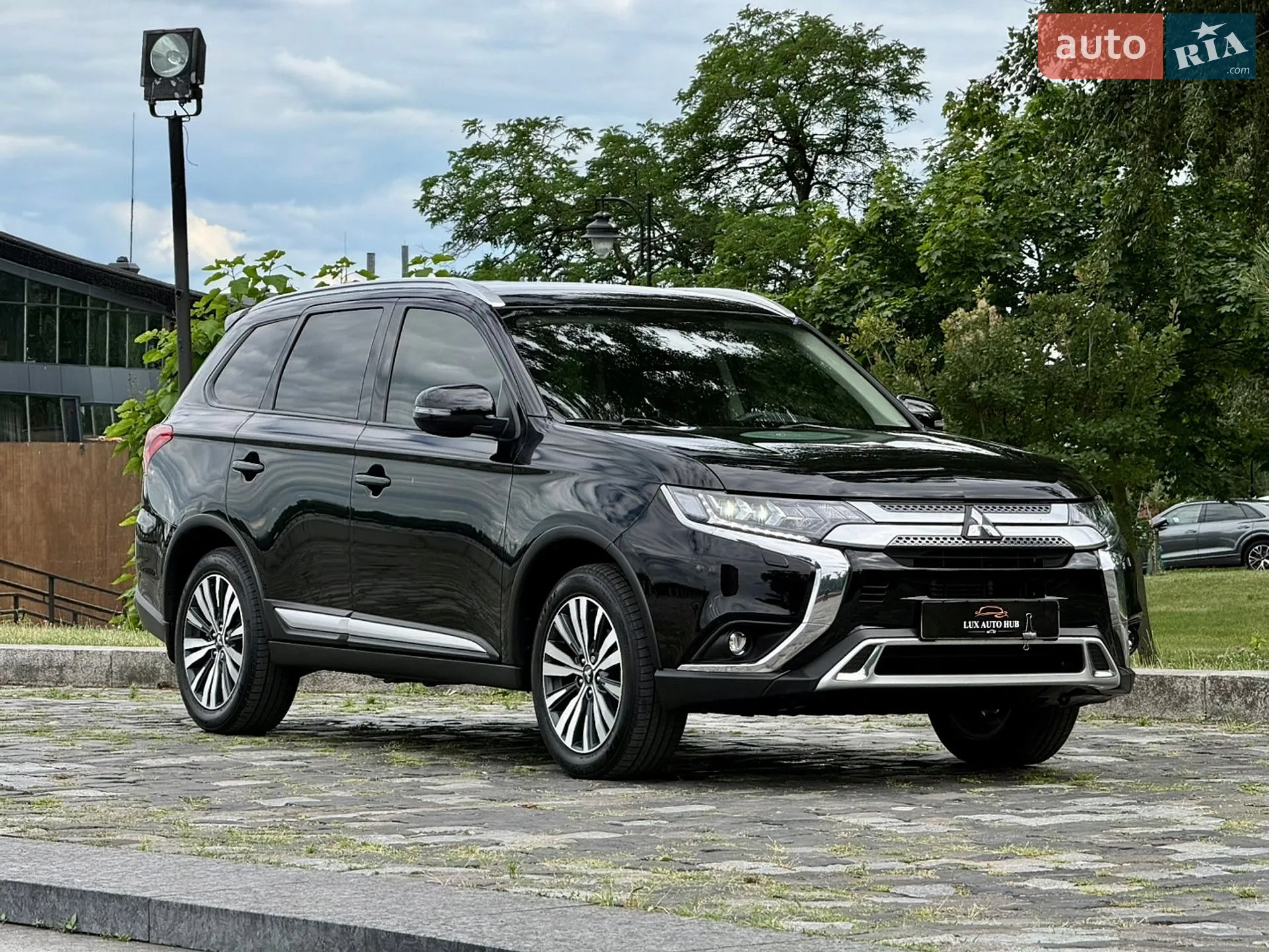 2021 Mitsubishi Outlander - мініатюра 170