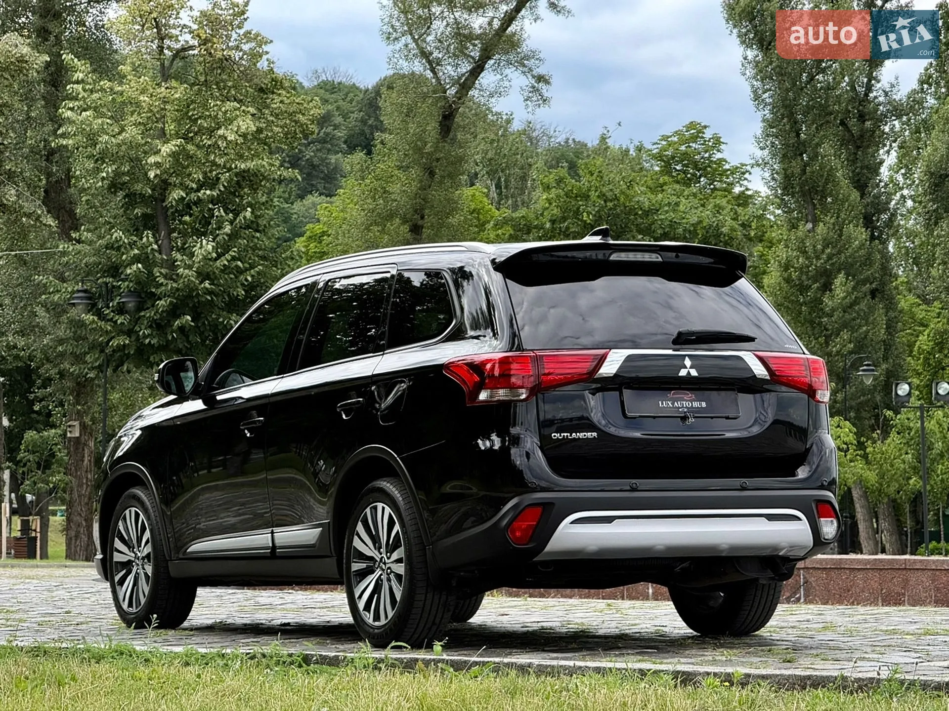 2021 Mitsubishi Outlander - мініатюра 180