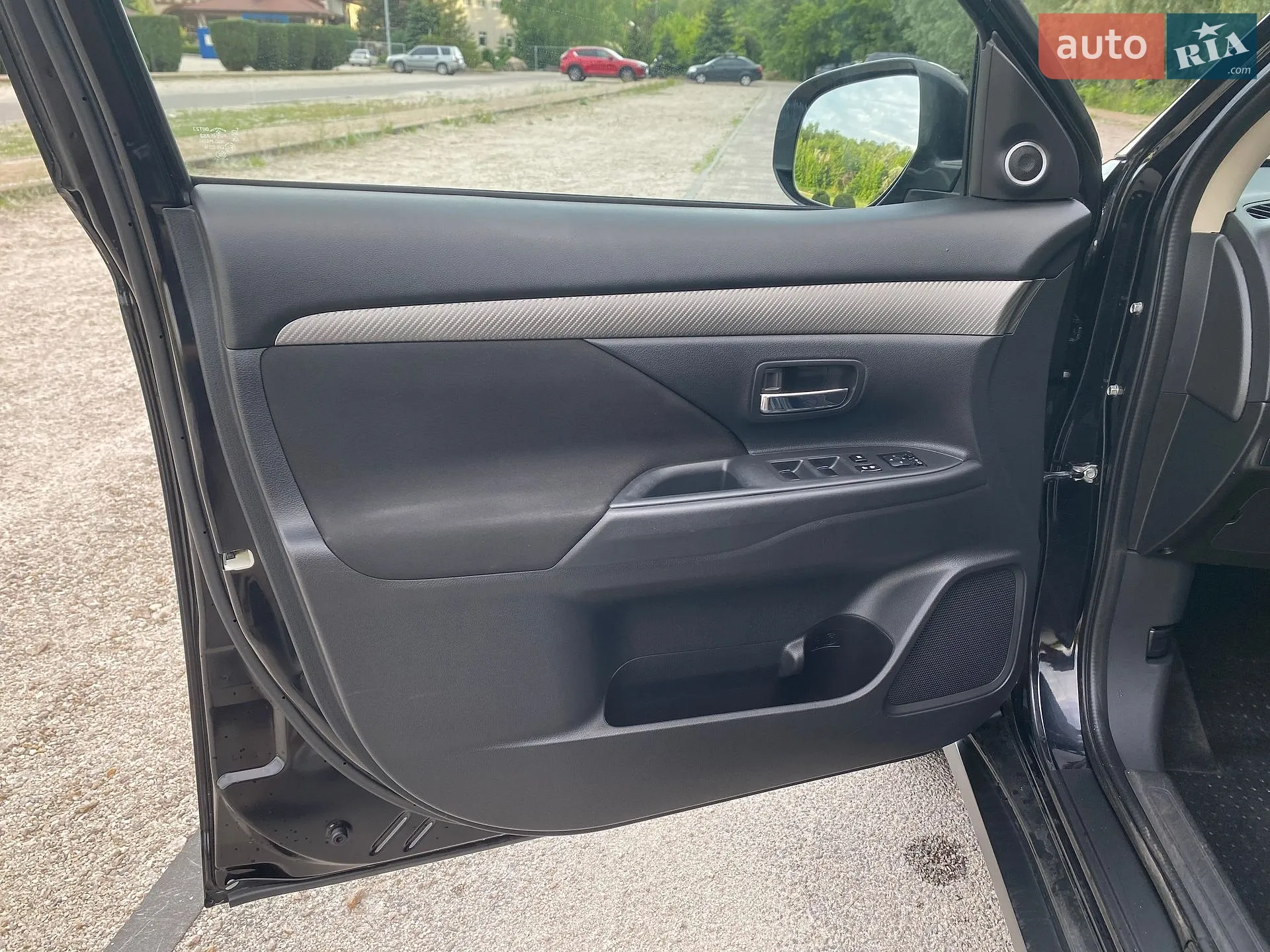 2013 Mitsubishi Outlander - мініатюра 26