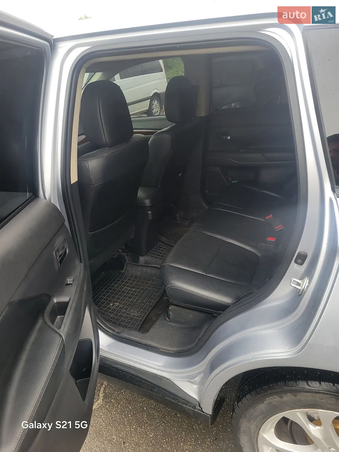 2013 Mitsubishi Outlander - мініатюра 10