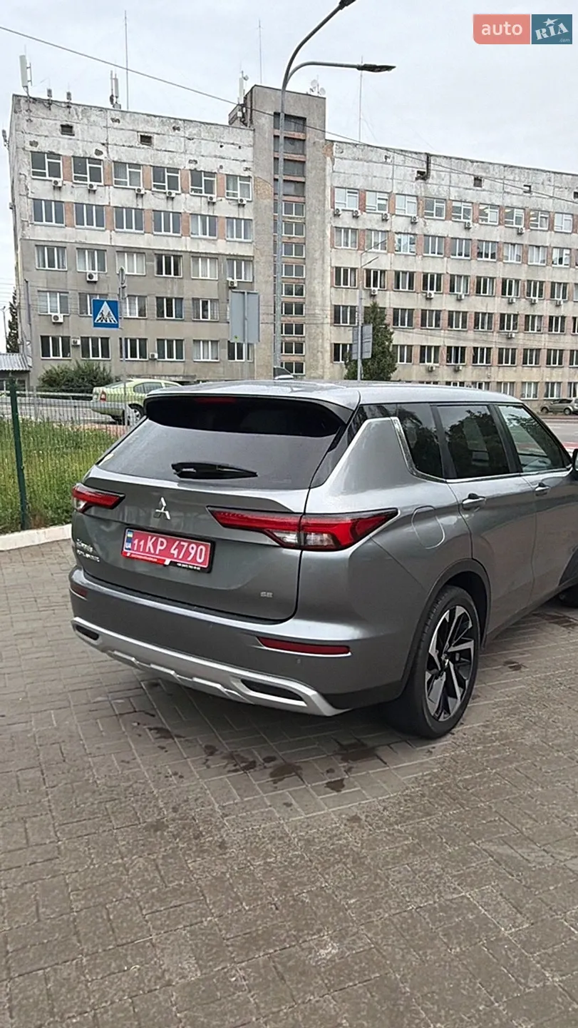2022 Mitsubishi Outlander - мініатюра 5
