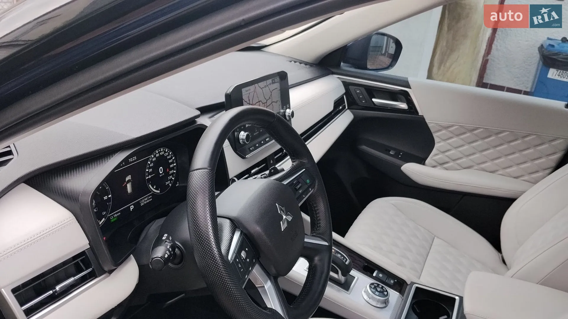 2025 Mitsubishi Outlander - мініатюра 15