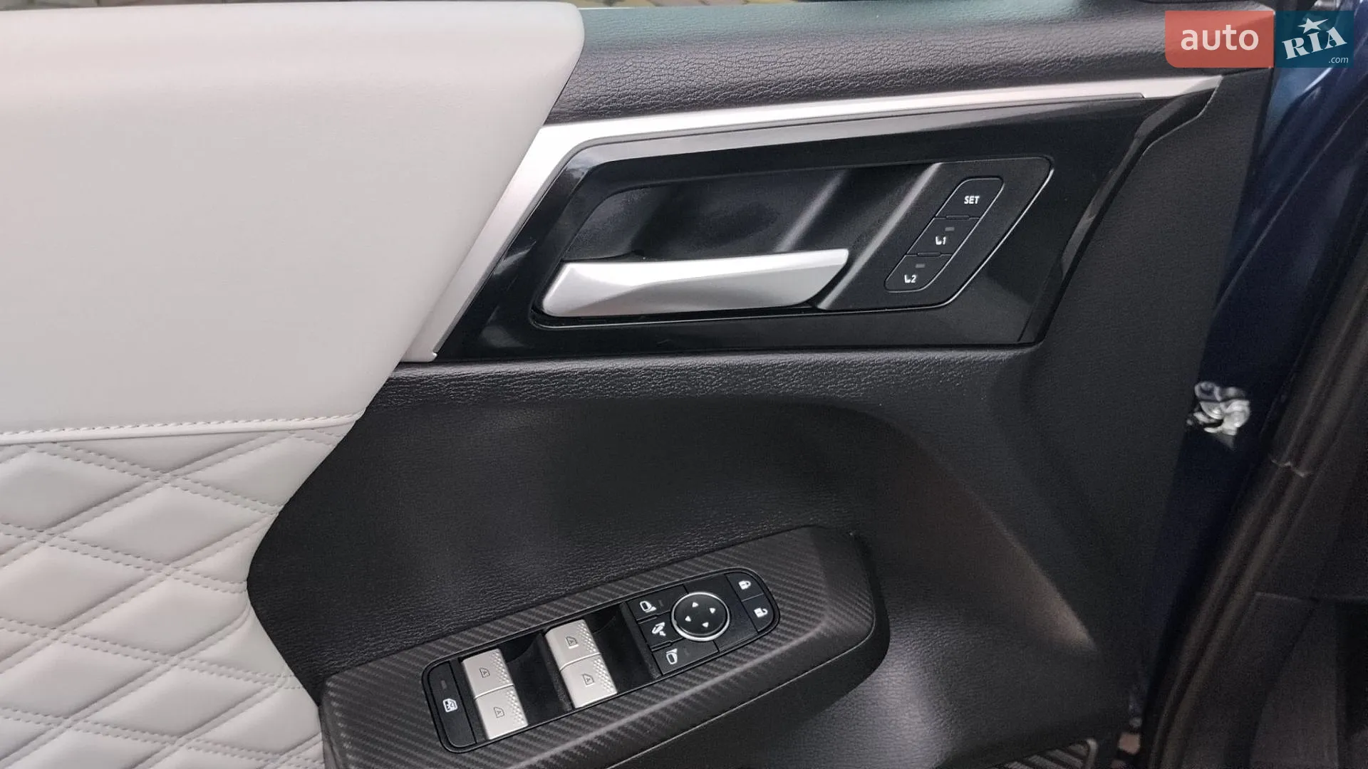 2025 Mitsubishi Outlander - мініатюра 26