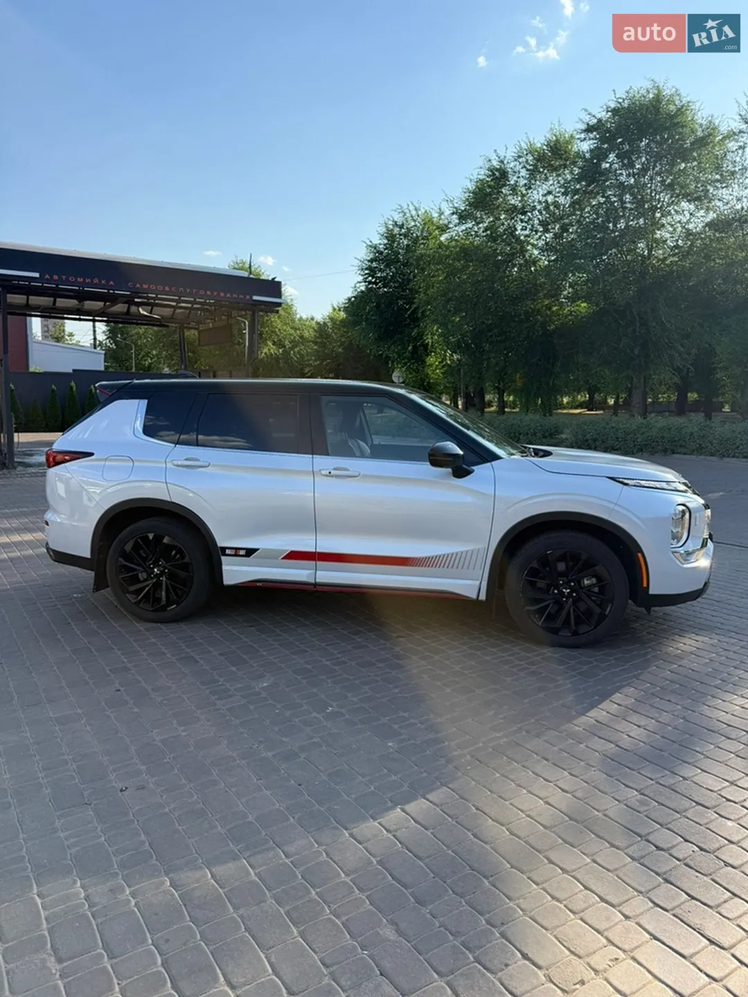 2023 Mitsubishi Outlander - мініатюра 3