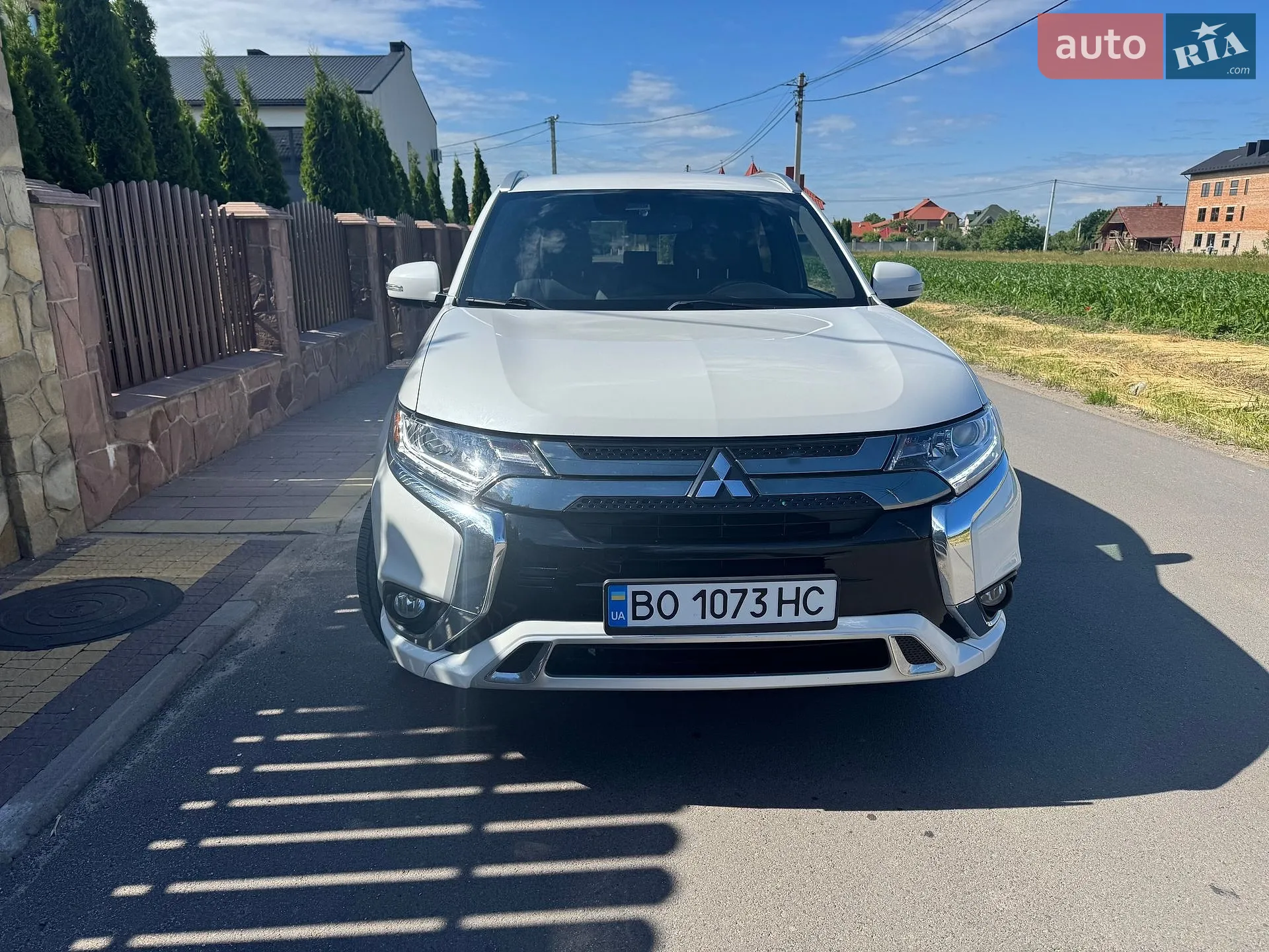 2021 Mitsubishi Outlander - мініатюра 3
