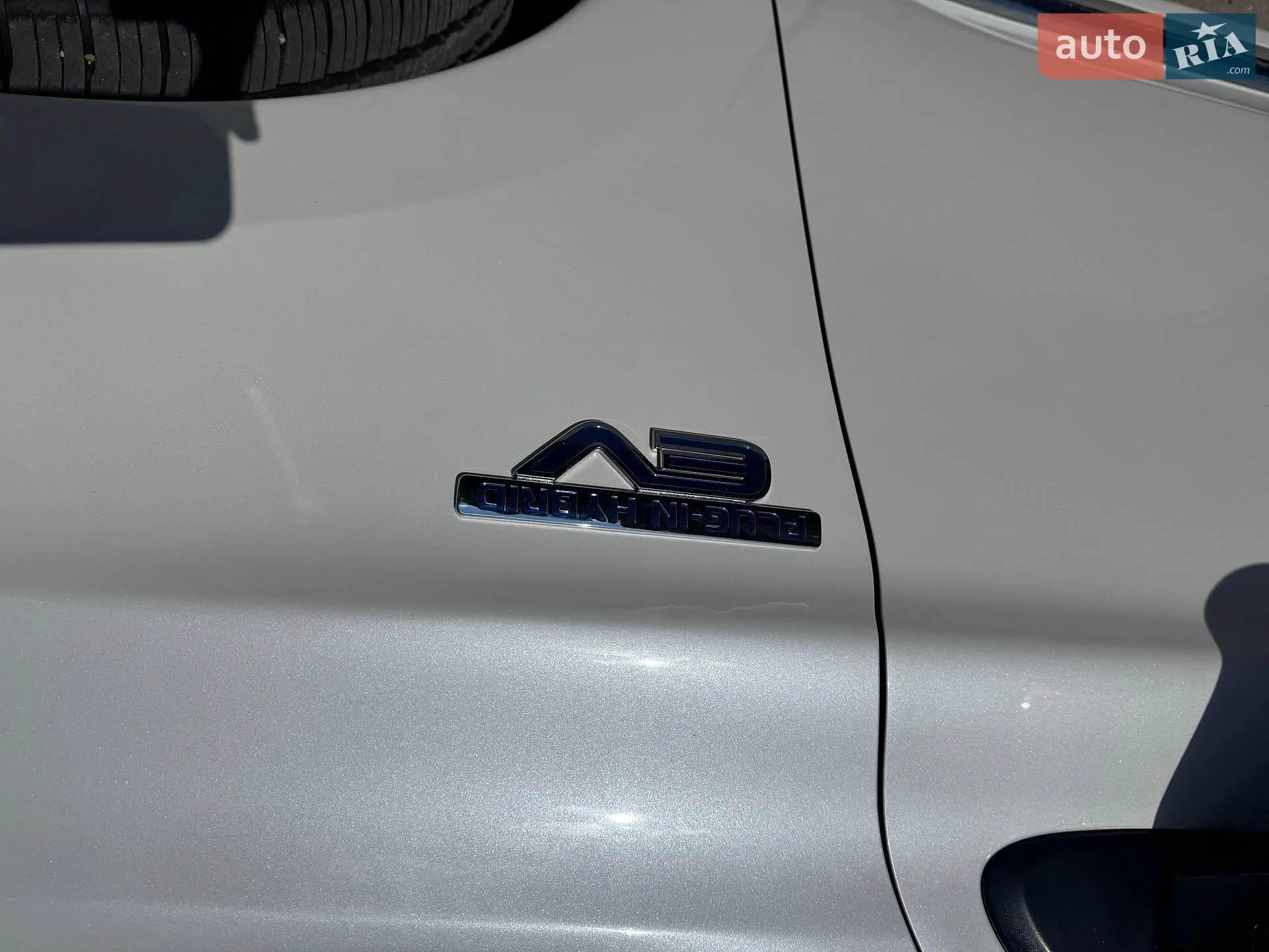 2021 Mitsubishi Outlander - мініатюра 8