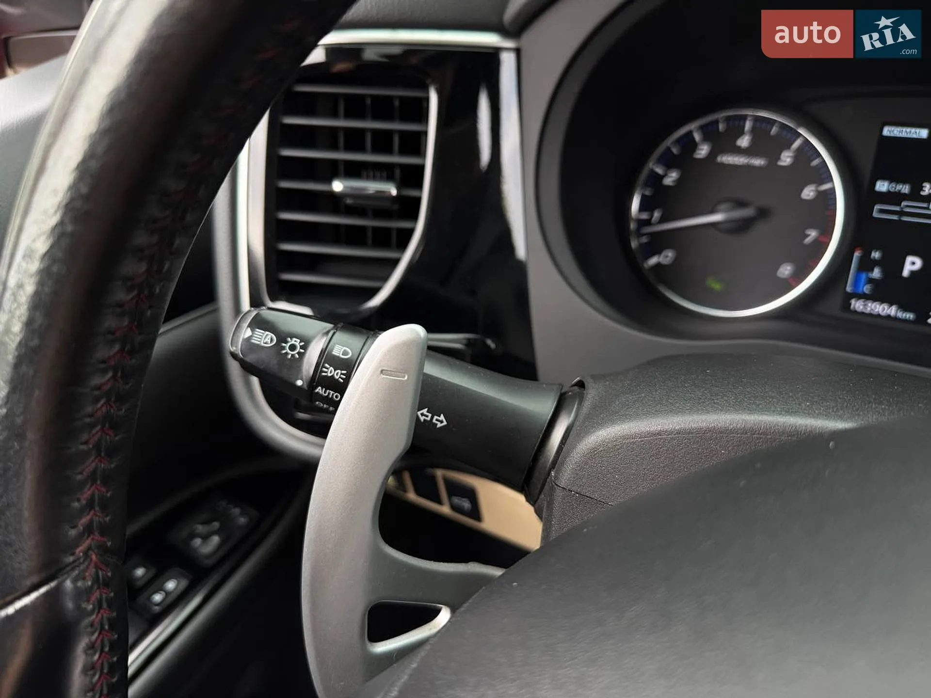 2016 Mitsubishi Outlander - мініатюра 17