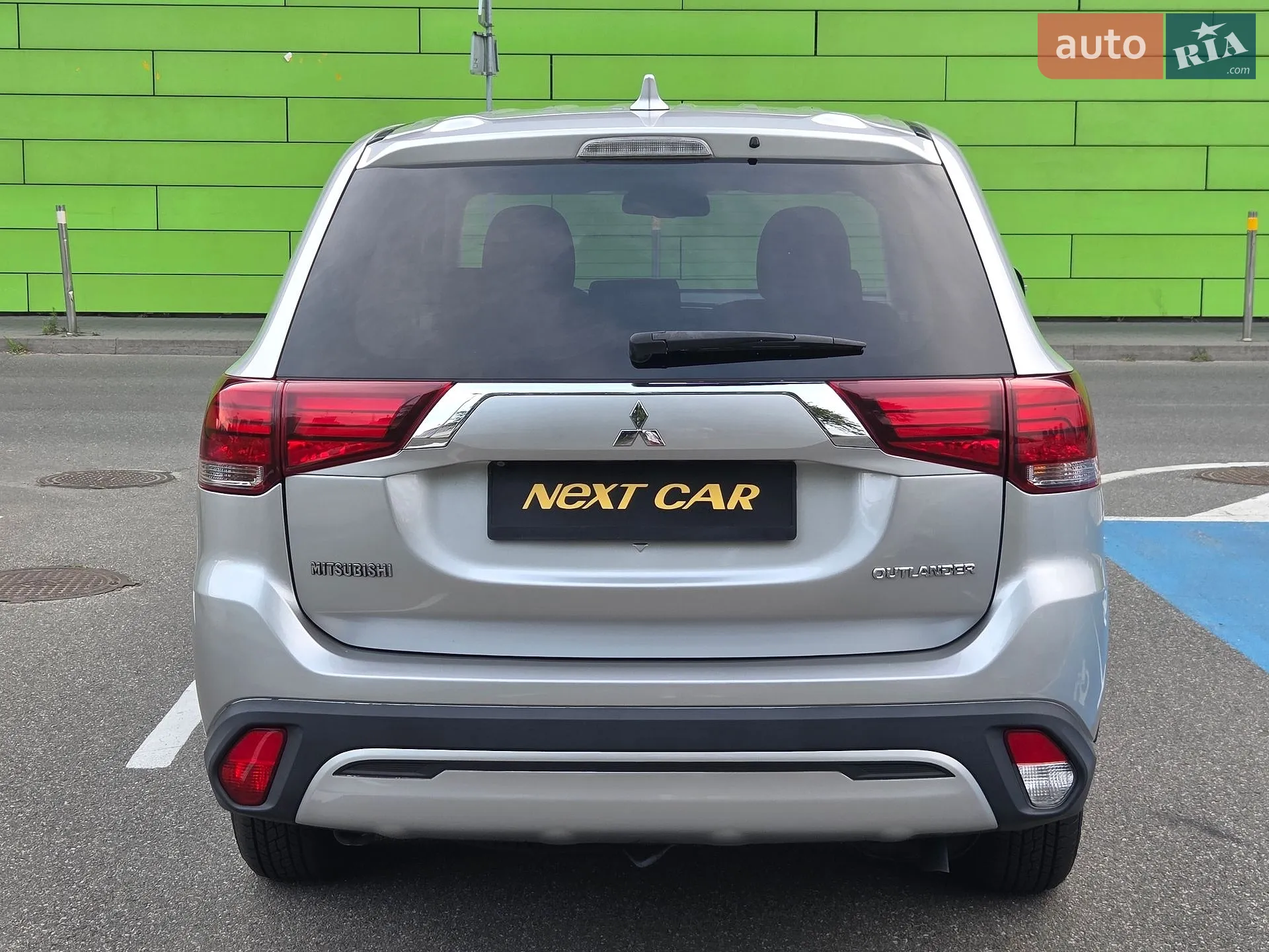 2021 Mitsubishi Outlander - мініатюра 12
