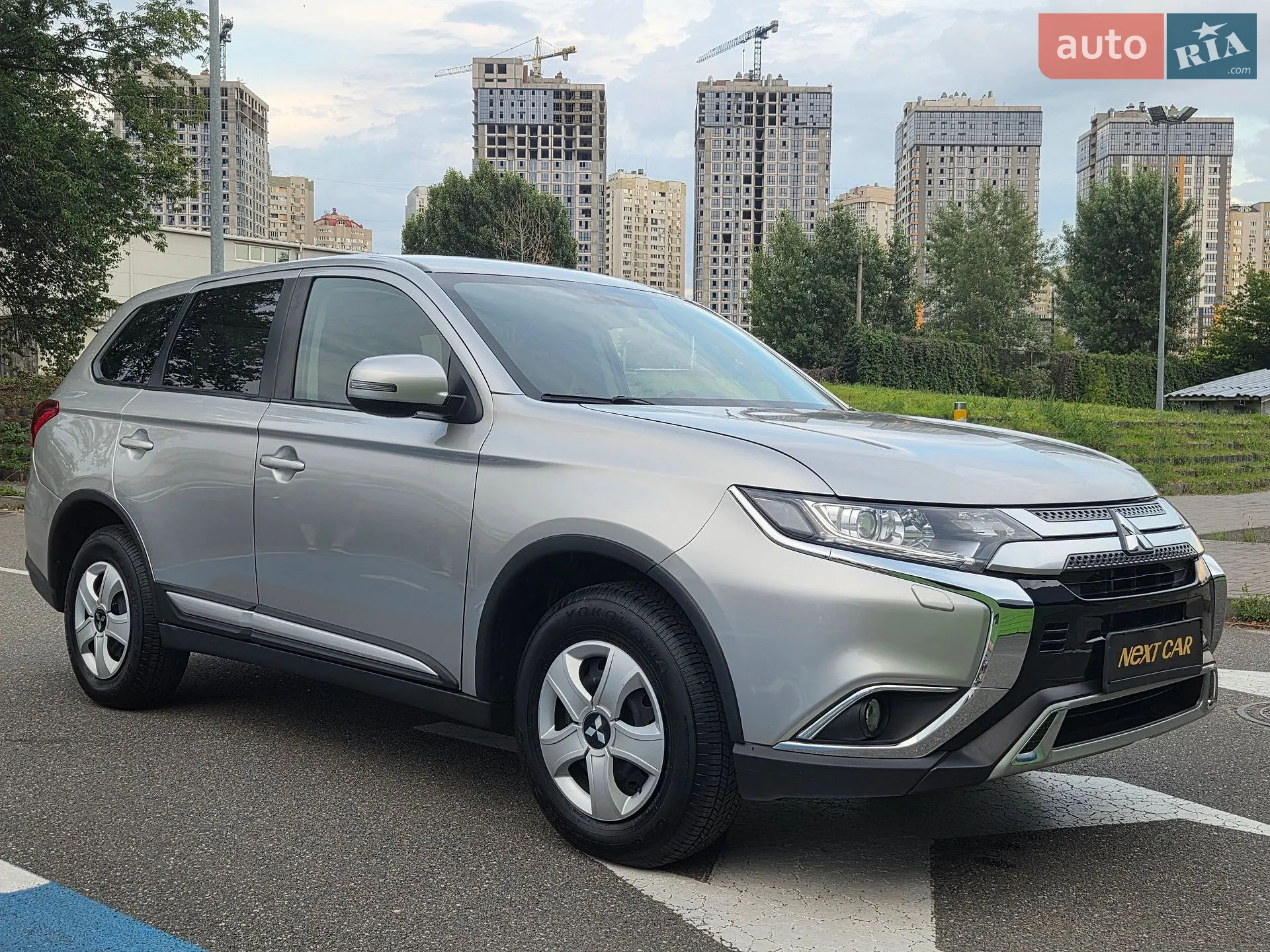 2021 Mitsubishi Outlander - мініатюра 7