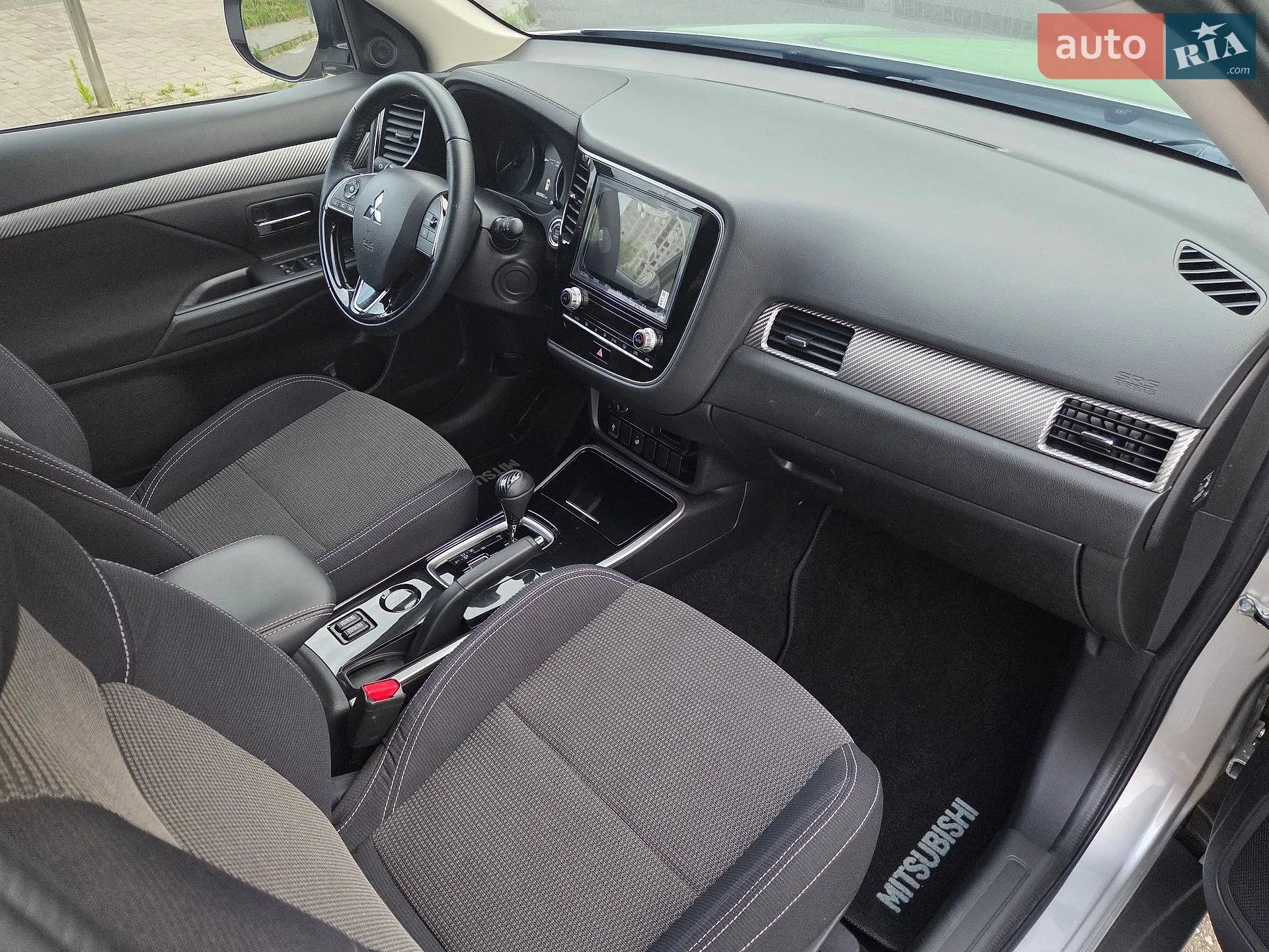 2021 Mitsubishi Outlander - мініатюра 28