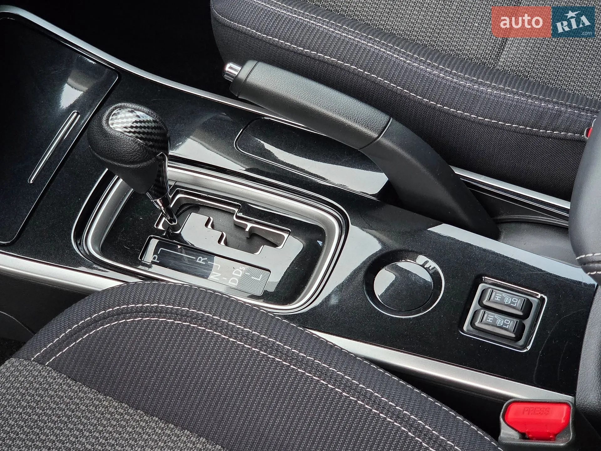 2021 Mitsubishi Outlander - мініатюра 37