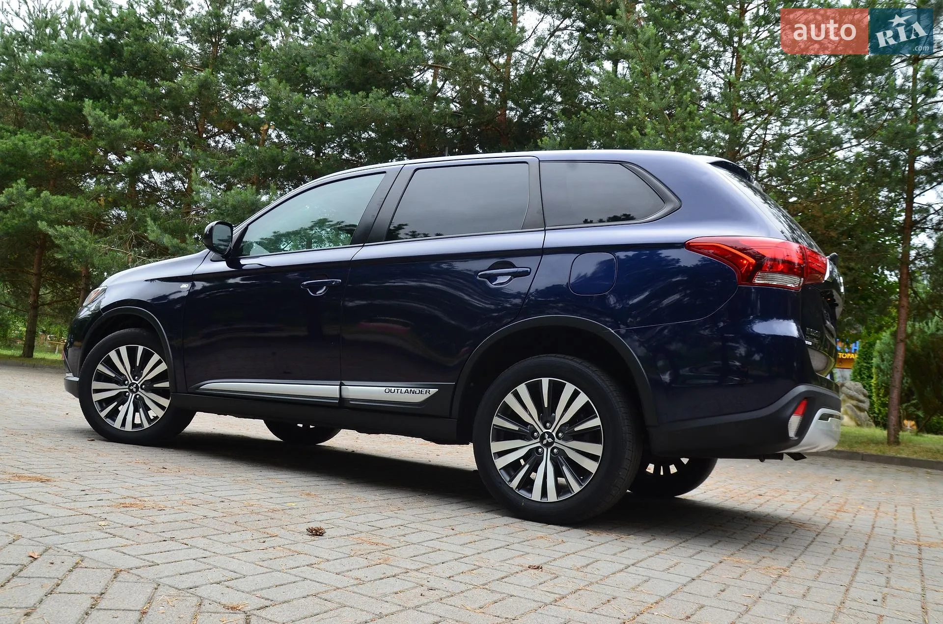 2019 Mitsubishi Outlander - мініатюра 29