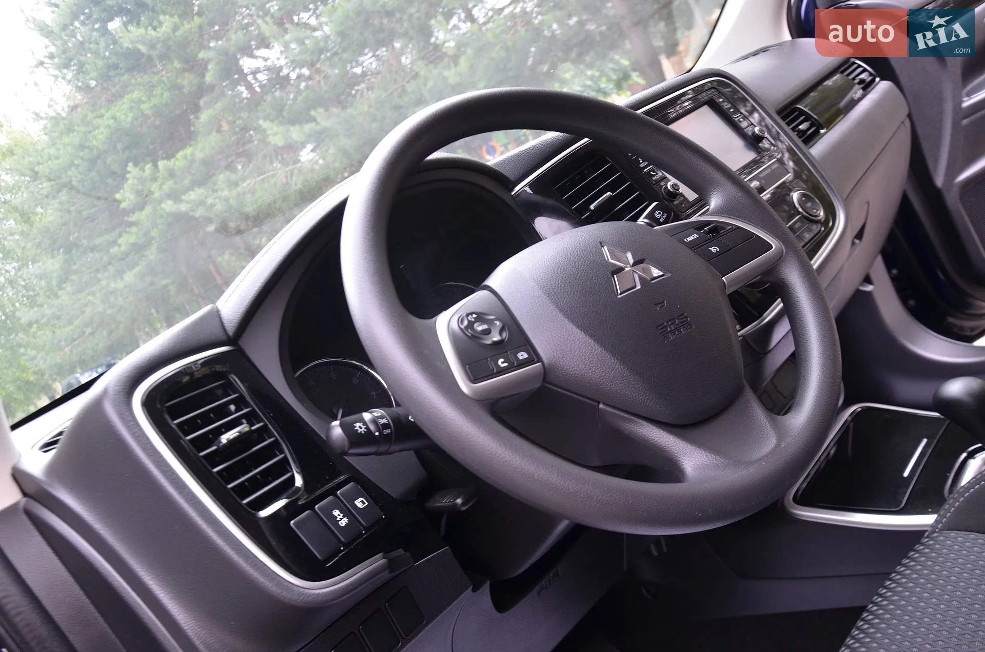 2019 Mitsubishi Outlander - мініатюра 36