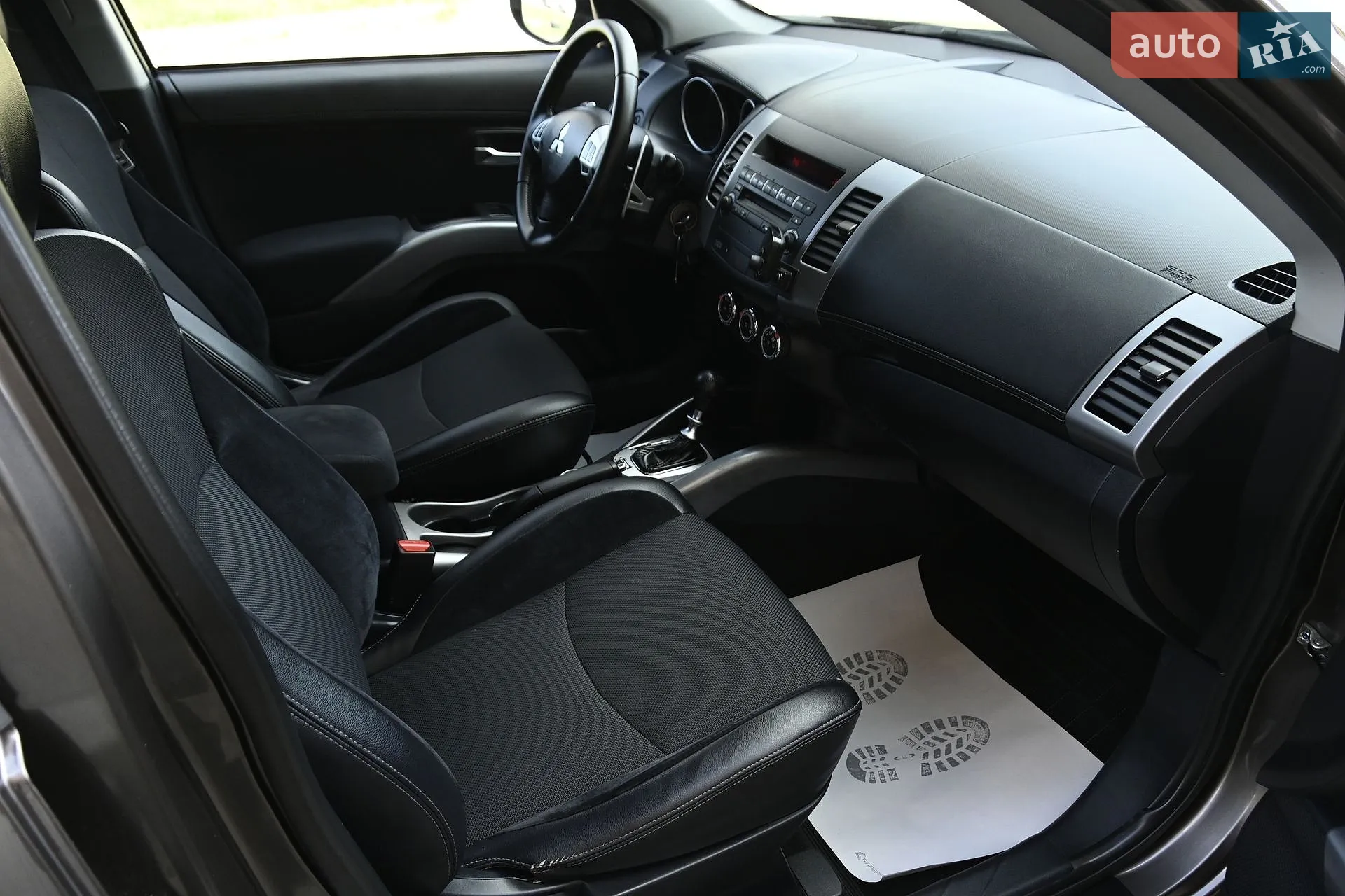 2010 Mitsubishi Outlander - мініатюра 34