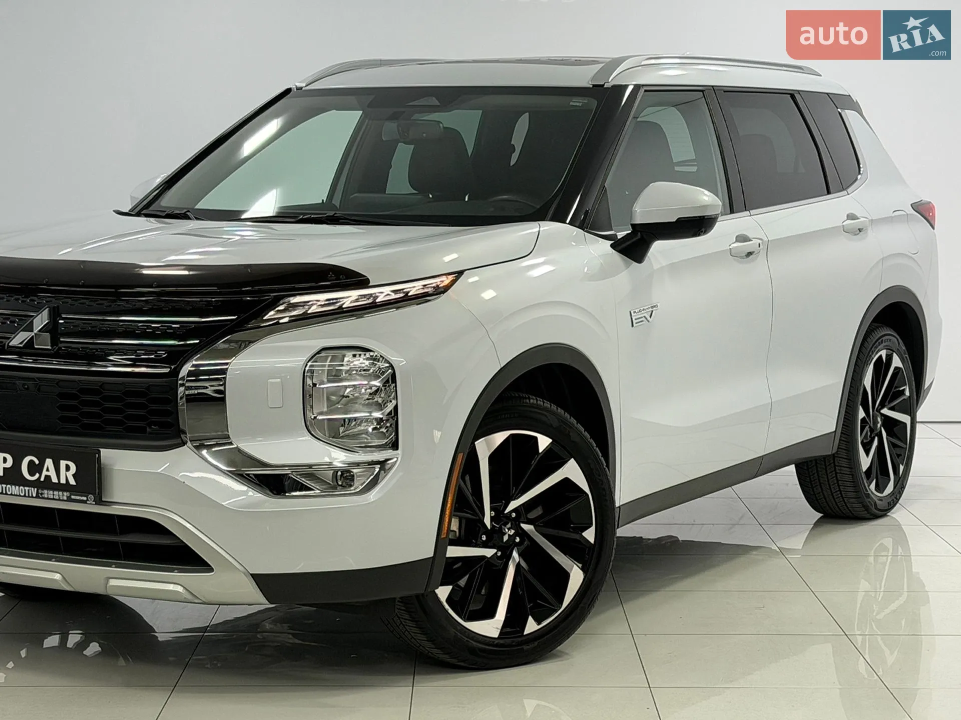 2023 Mitsubishi Outlander - мініатюра 2