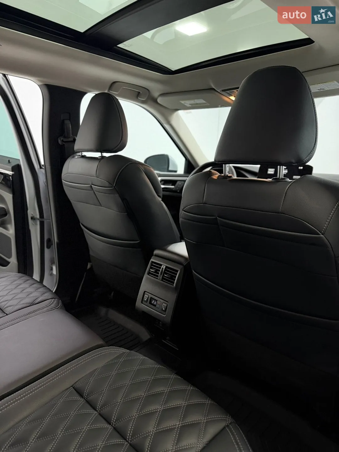 2023 Mitsubishi Outlander - мініатюра 33