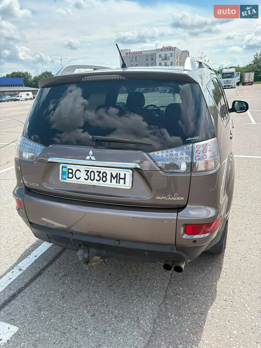 2010 Mitsubishi Outlander - мініатюра 4
