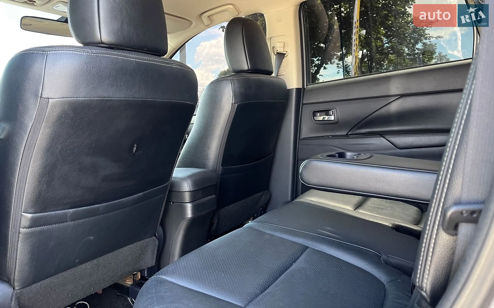 2012 Mitsubishi Outlander - мініатюра 21
