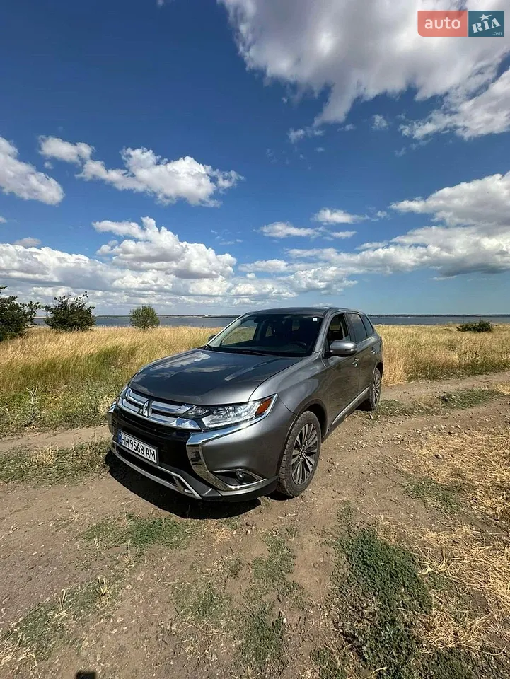2019 Mitsubishi Outlander - мініатюра 36