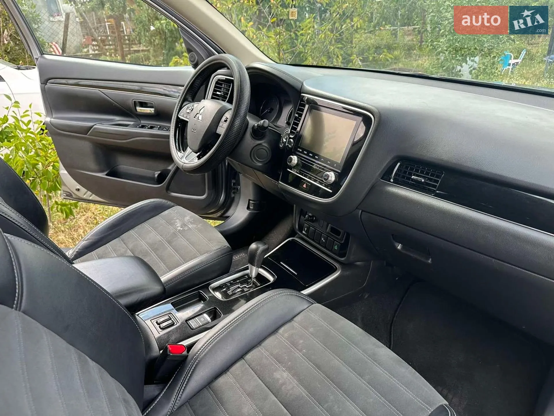 2019 Mitsubishi Outlander - мініатюра 6