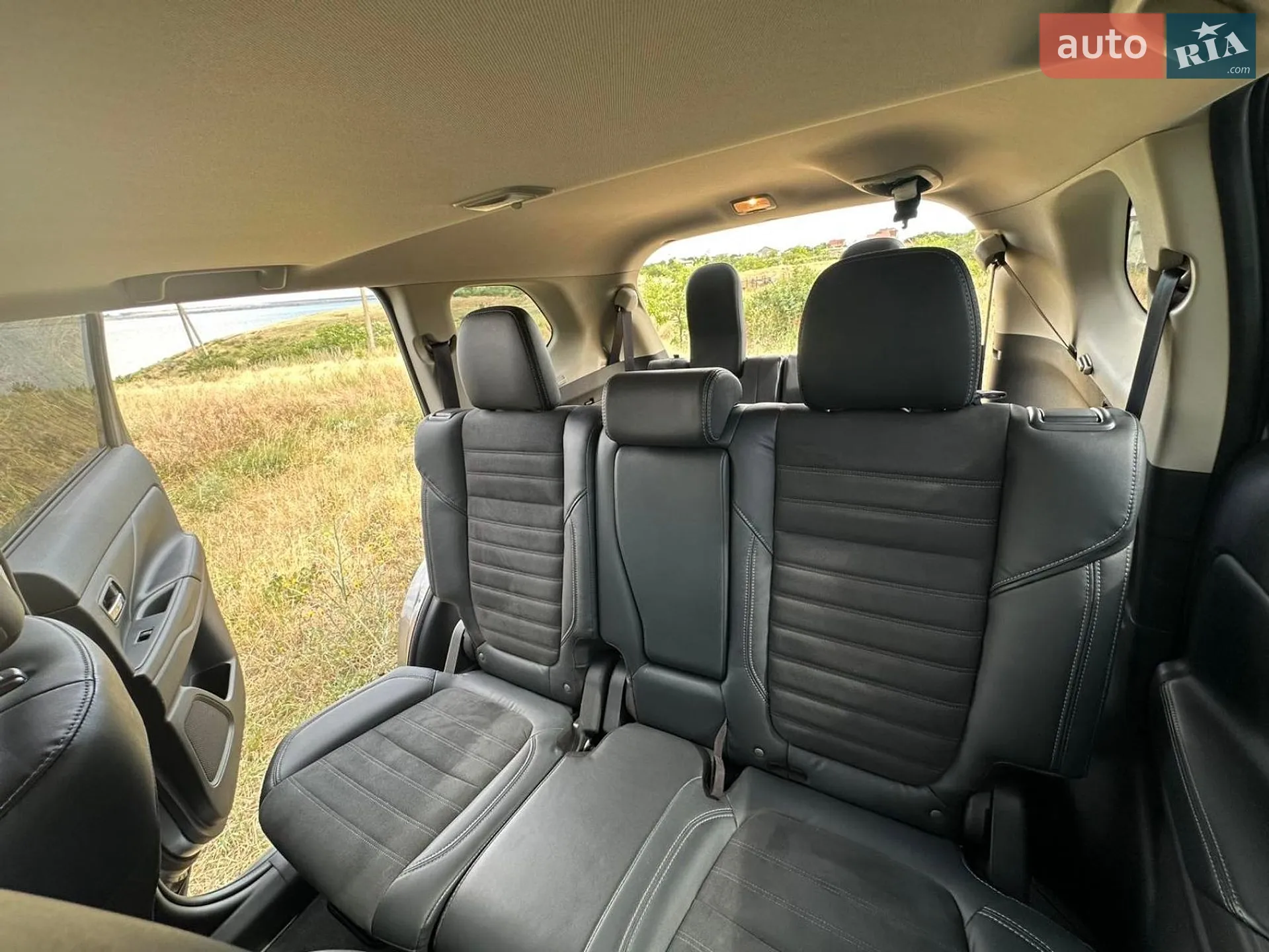 2019 Mitsubishi Outlander - мініатюра 15