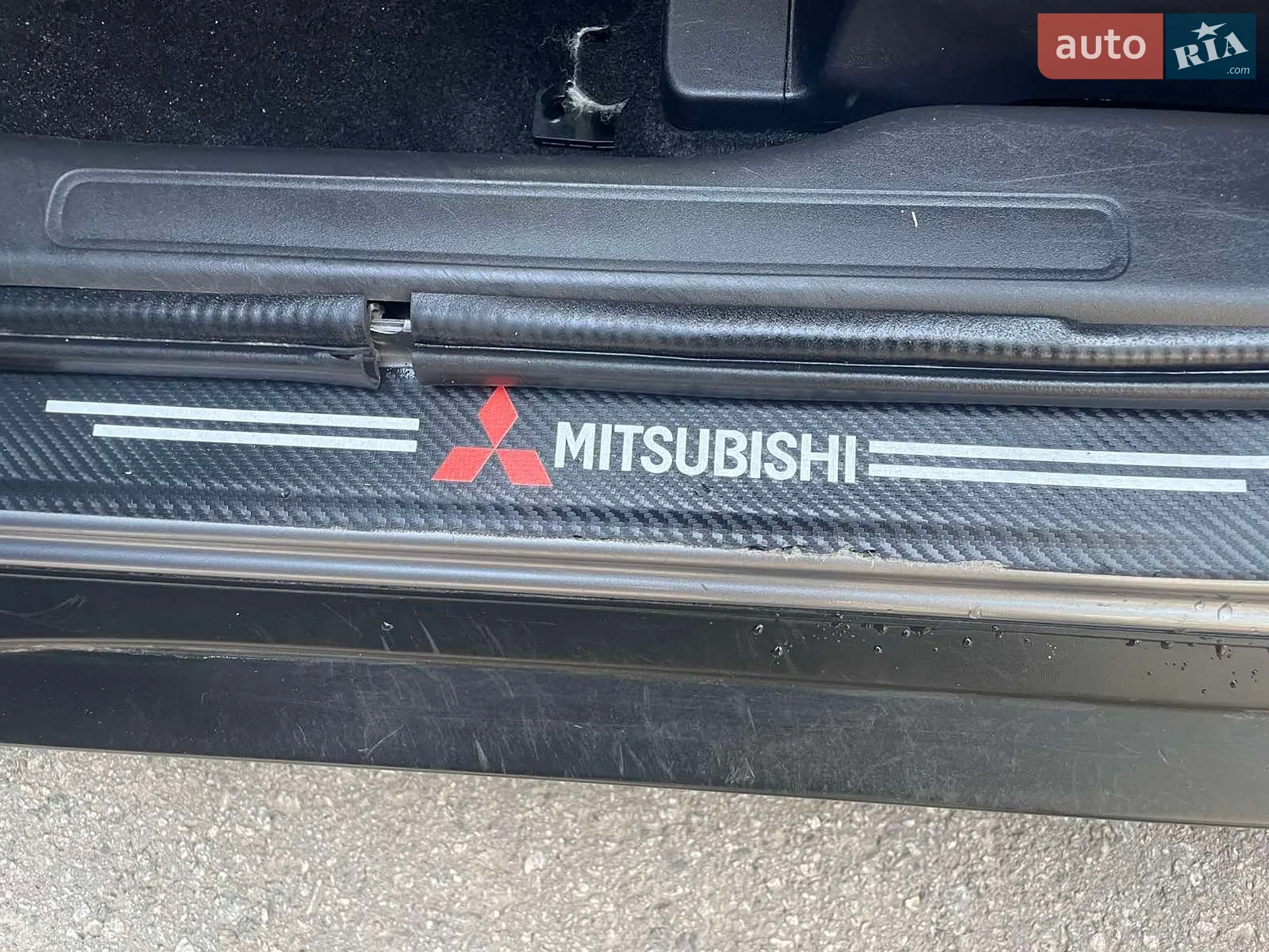 2016 Mitsubishi Outlander - мініатюра 35