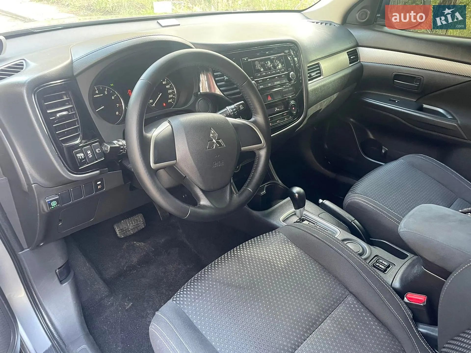 2016 Mitsubishi Outlander - мініатюра 23