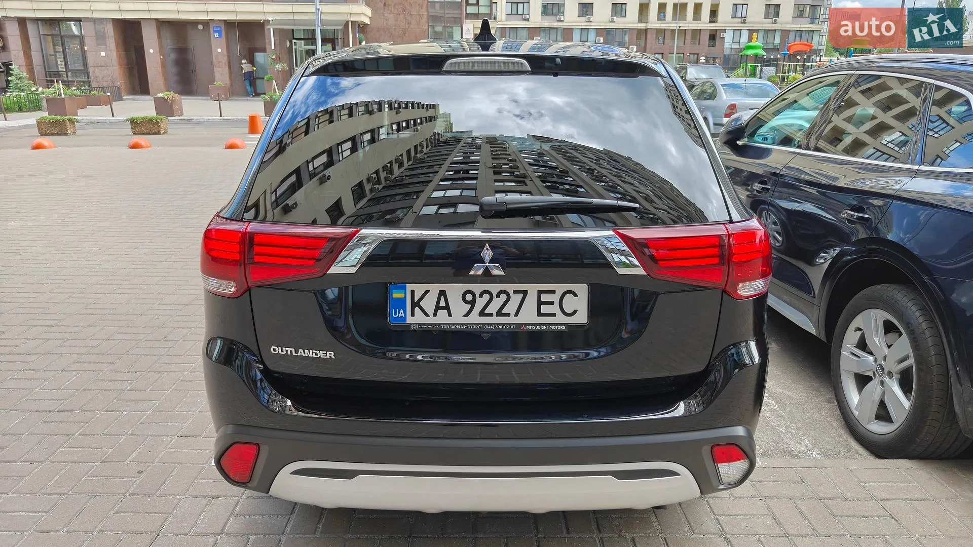 2021 Mitsubishi Outlander - мініатюра 81