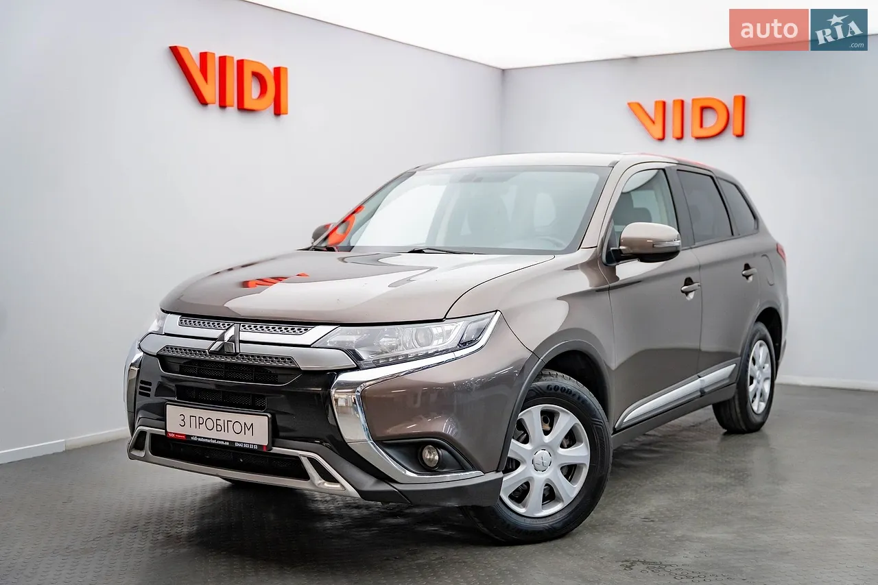 2020 Mitsubishi Outlander - мініатюра 16