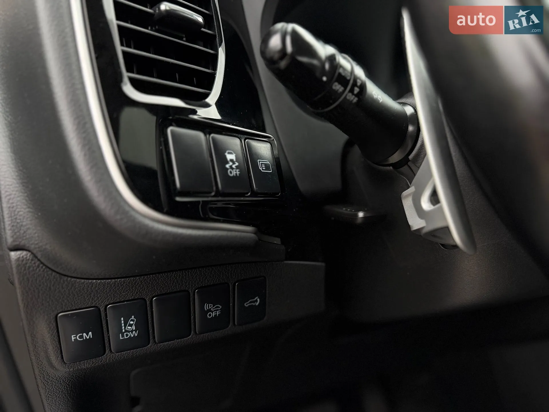 2013 Mitsubishi Outlander - мініатюра 21