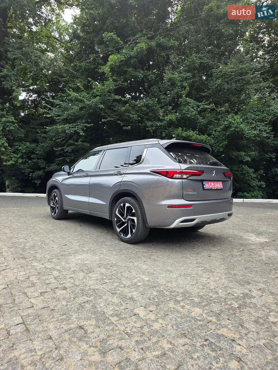 2022 Mitsubishi Outlander - мініатюра 5