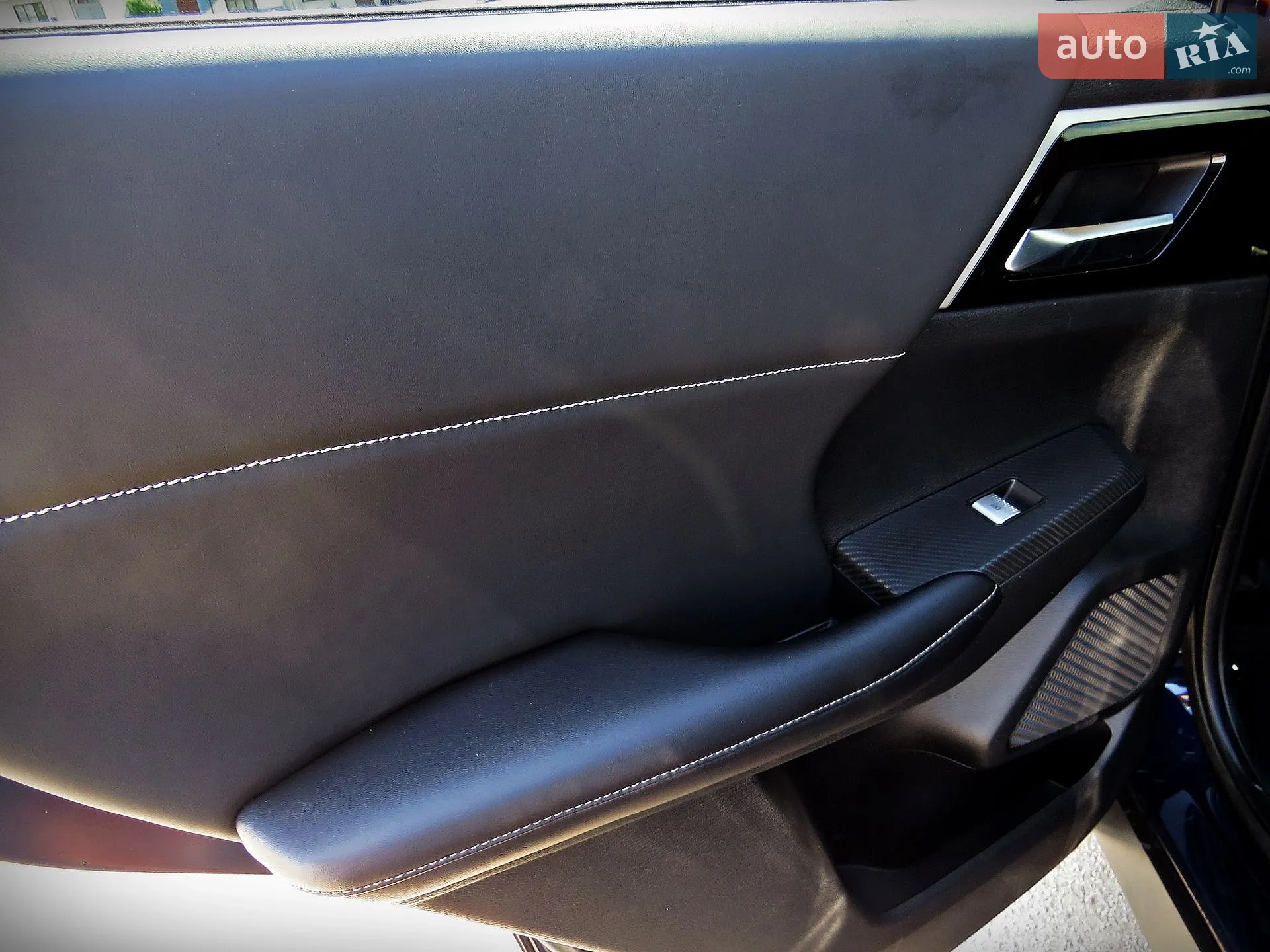 2021 Mitsubishi Outlander - мініатюра 17