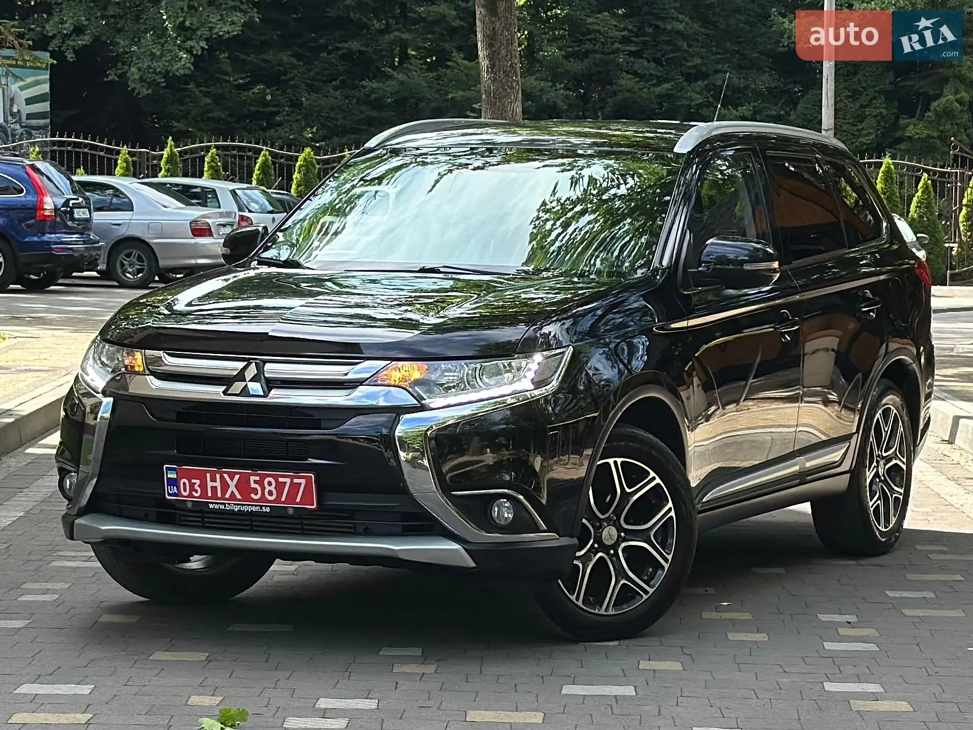 2016 Mitsubishi Outlander - мініатюра 11