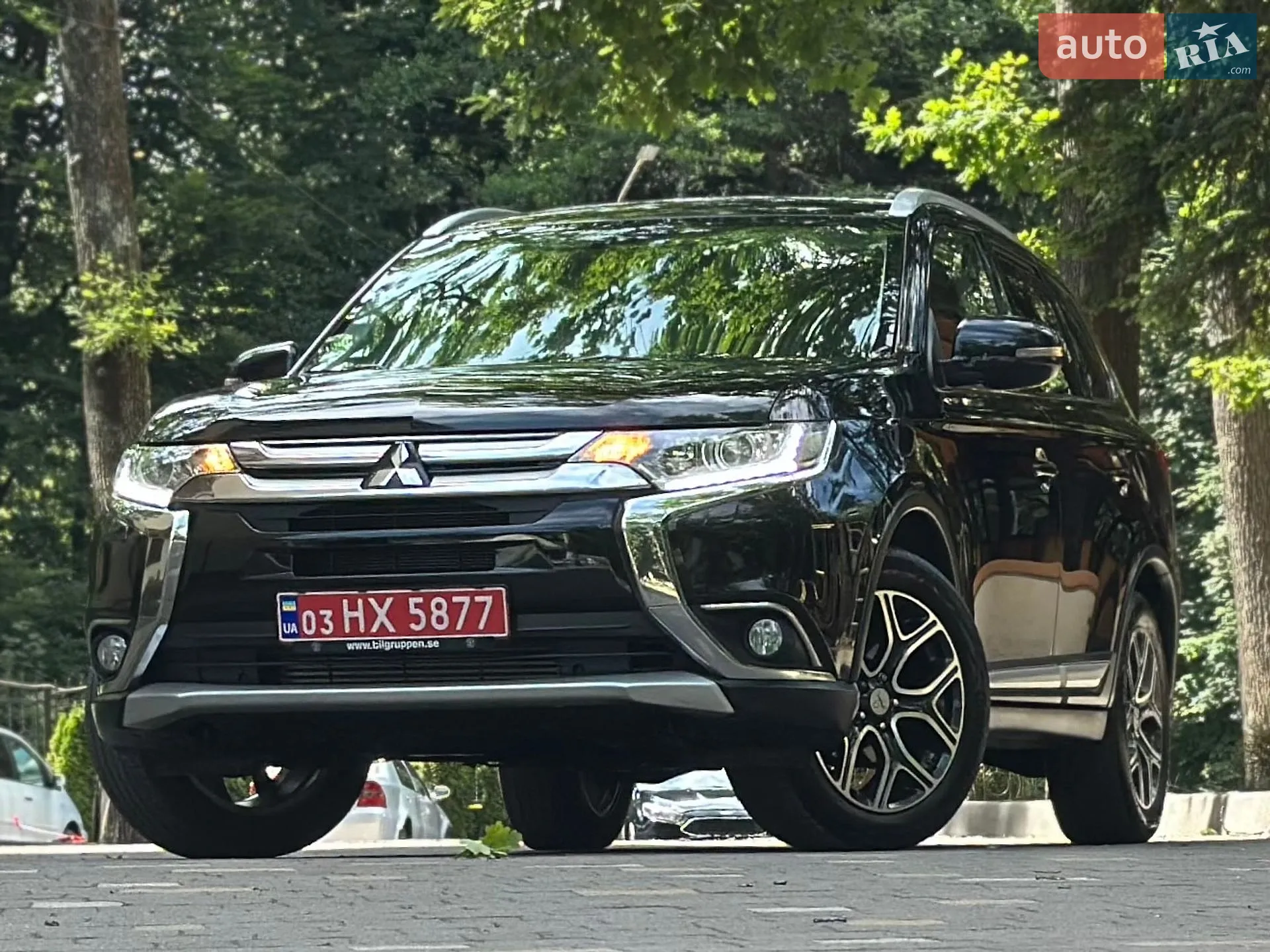 2016 Mitsubishi Outlander - мініатюра 12