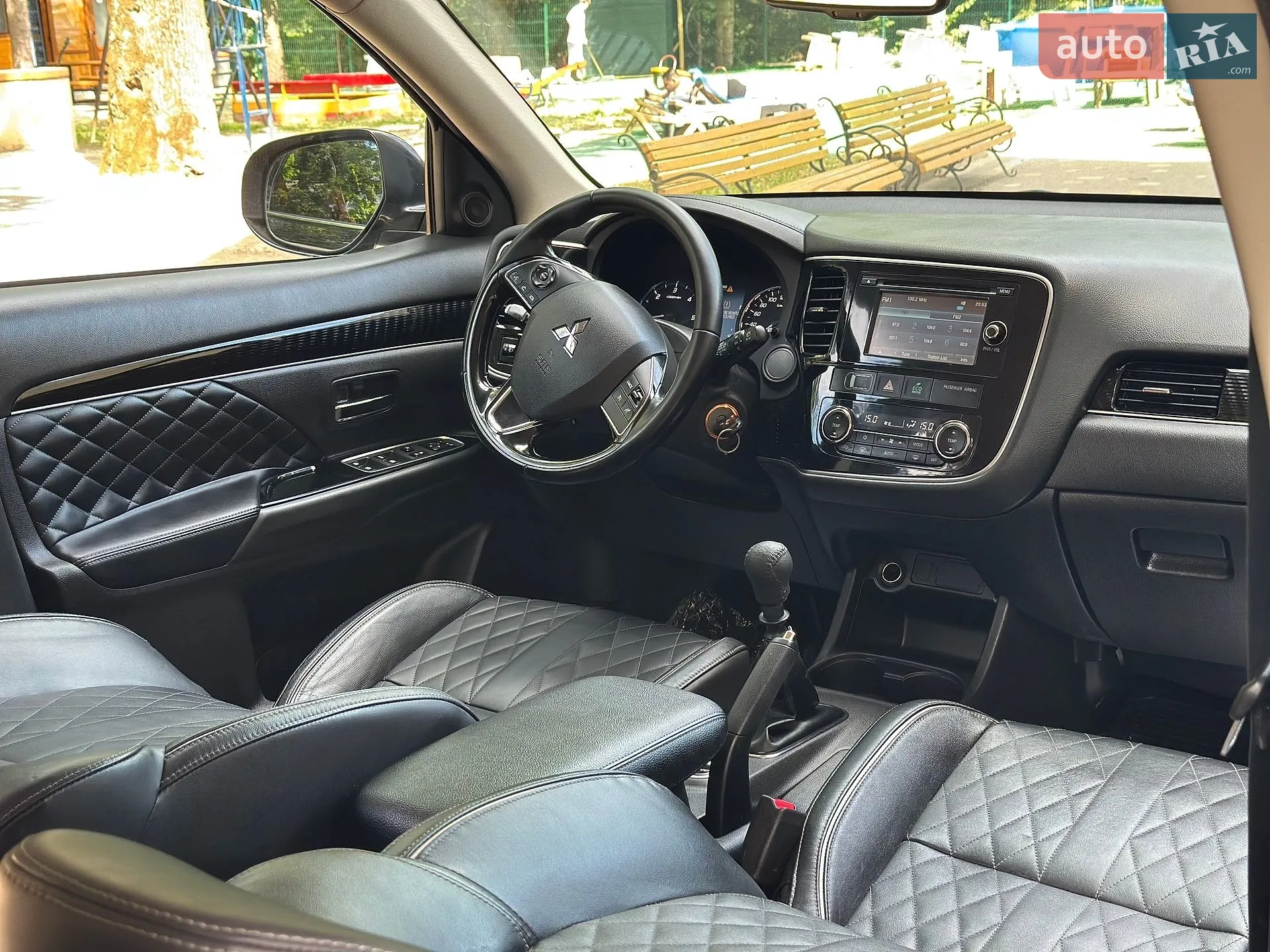 2016 Mitsubishi Outlander - мініатюра 48