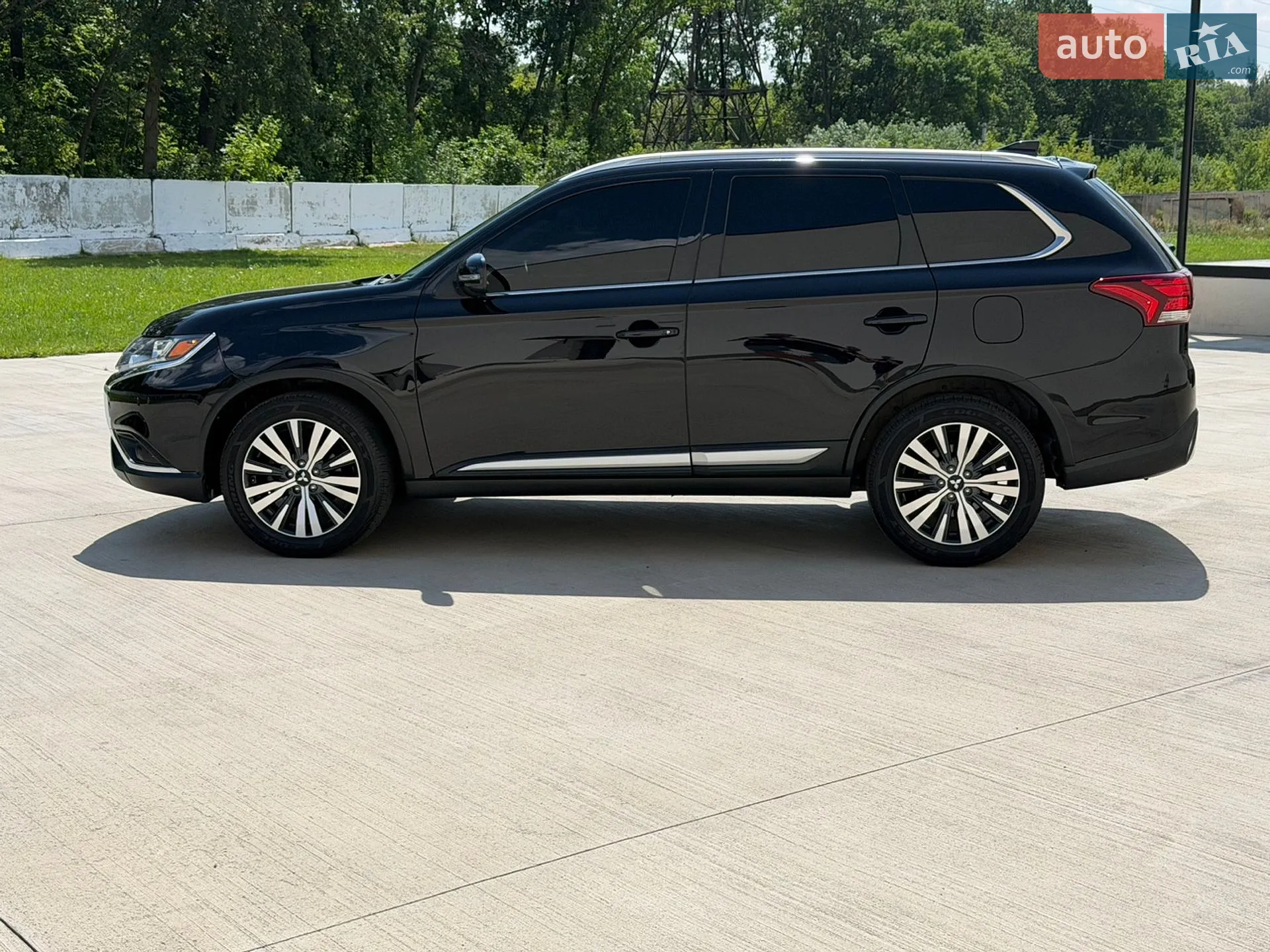 2019 Mitsubishi Outlander - мініатюра 22