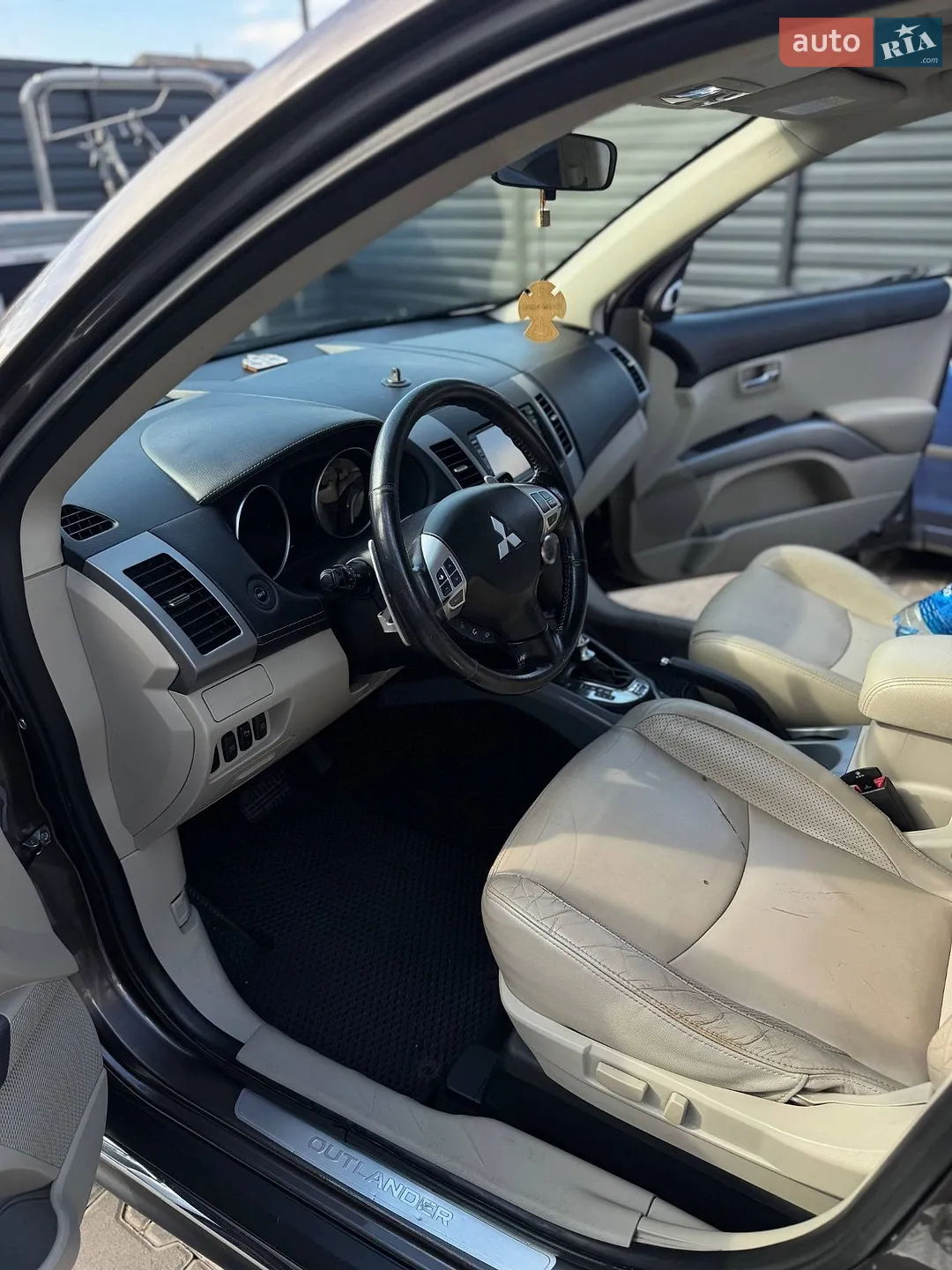 2010 Mitsubishi Outlander - мініатюра 5