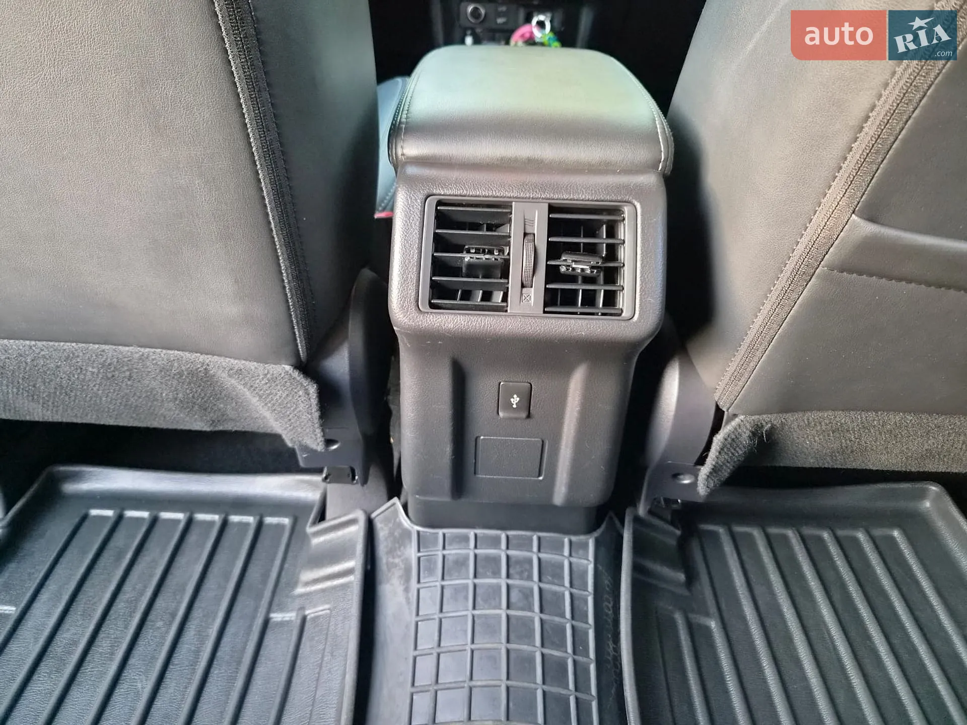 2019 Mitsubishi Outlander - мініатюра 43