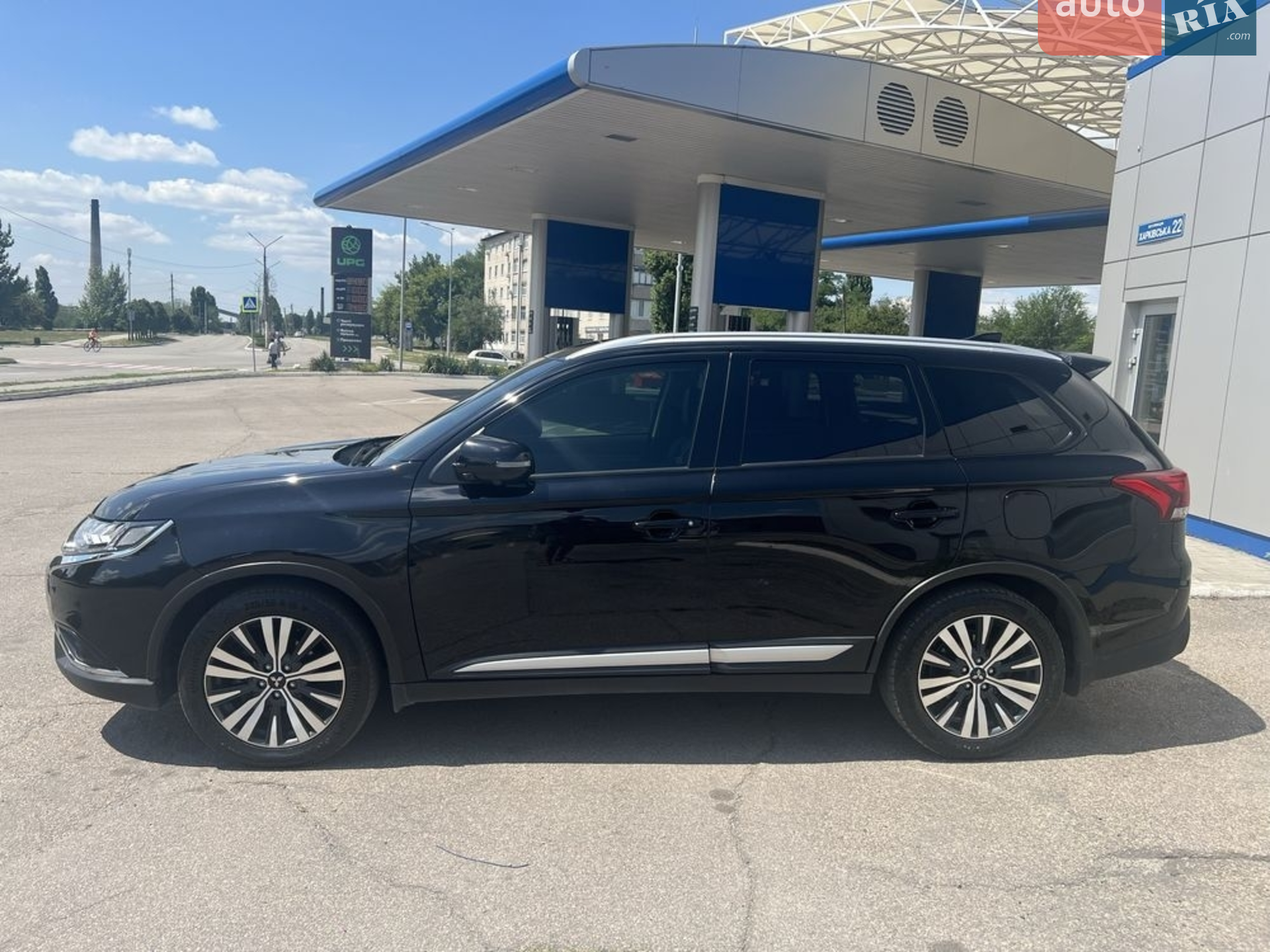 2019 Mitsubishi Outlander - мініатюра 8