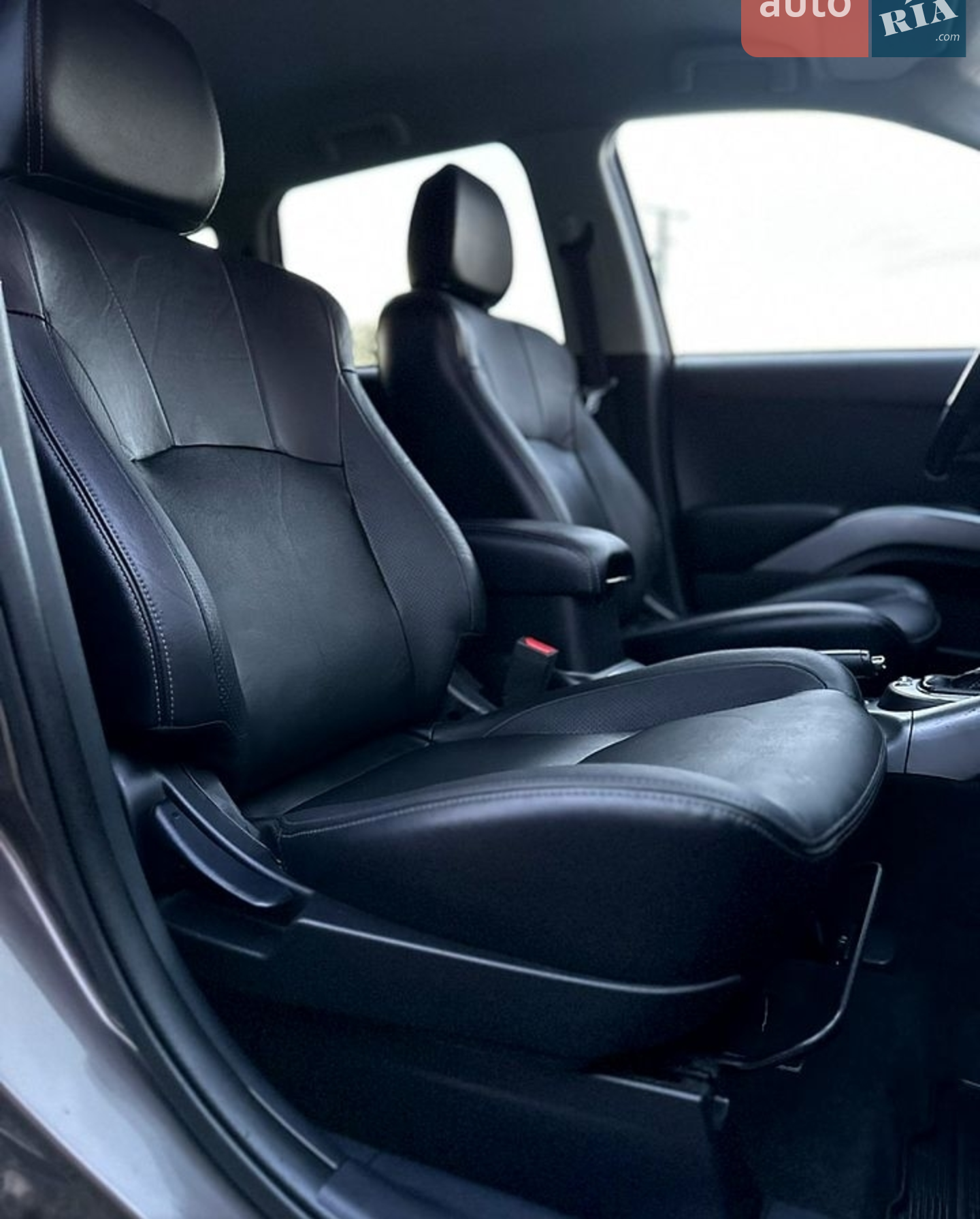 2010 Mitsubishi Outlander - мініатюра 6